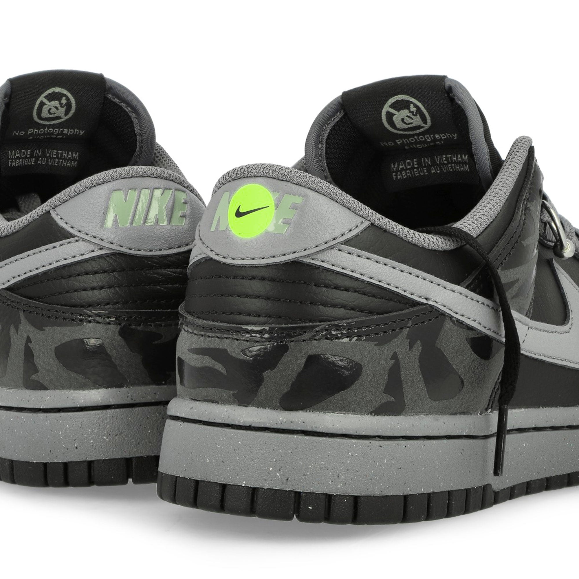 Nike Dunk Low Retro QS Off Noir / Cool Grey - Black- Jade Horizon Low Top Sneakers Detailfoto | Overkill