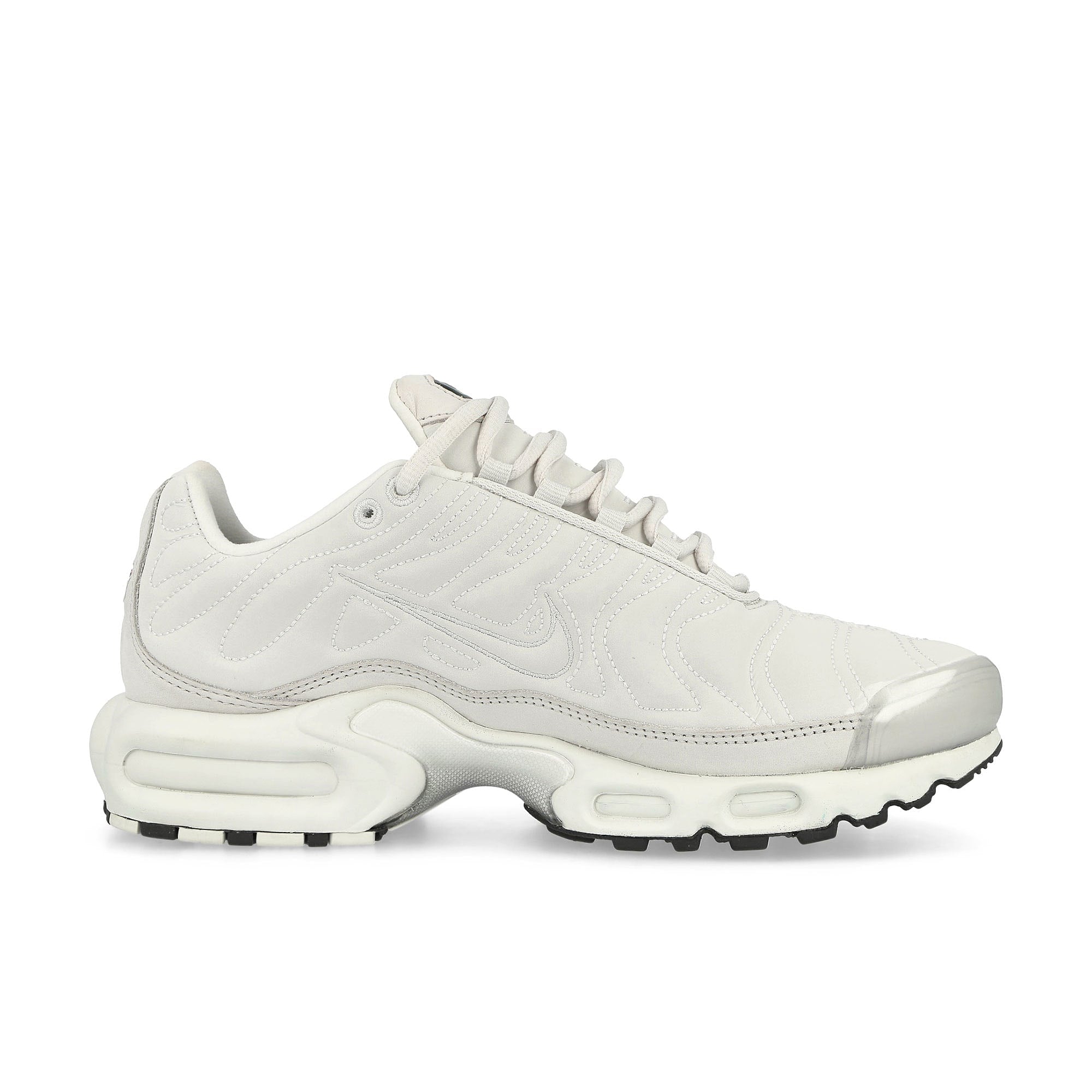Nike W Air Max Plus Platinum Tint / Platinum Tint Low Top Sneakers Silhouette | Overkill