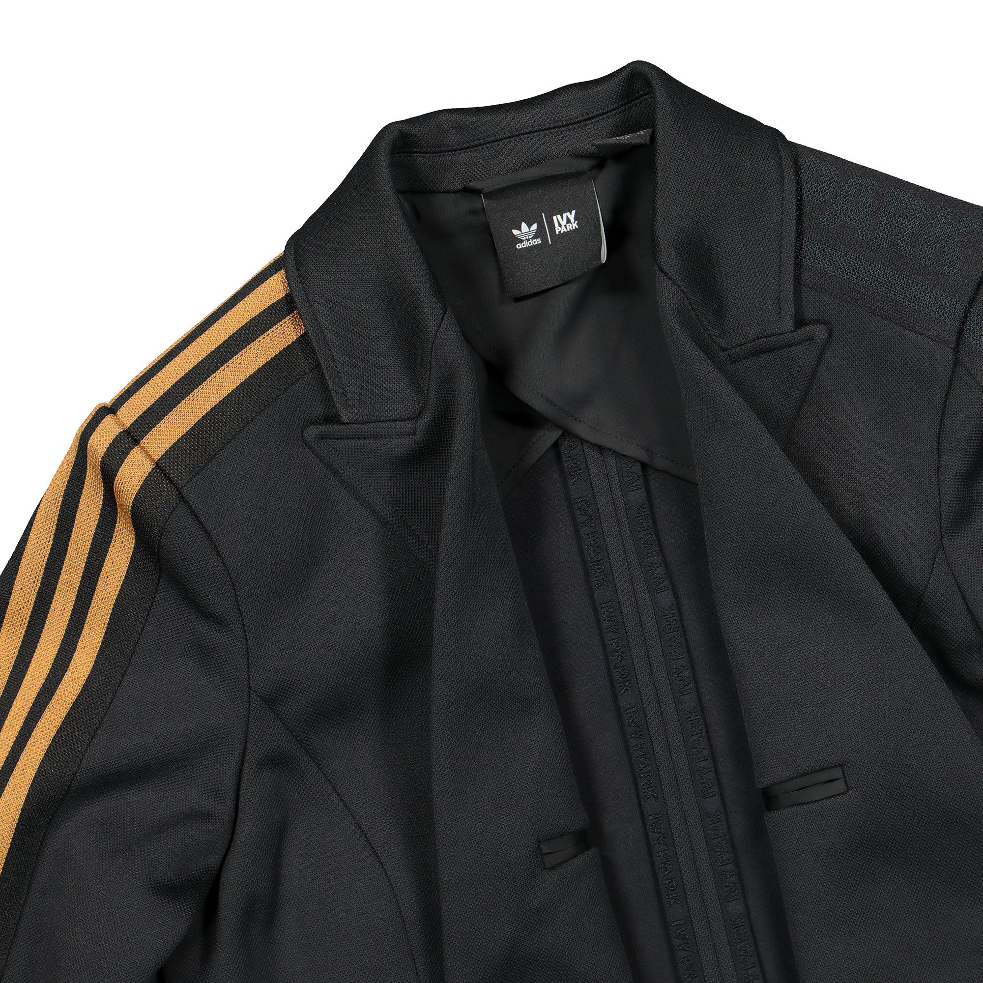 adidas Ivy Park x adidas Logo 3 Stripe Suit Jacket Black / Mesa Jackets Close-up | Overkill
