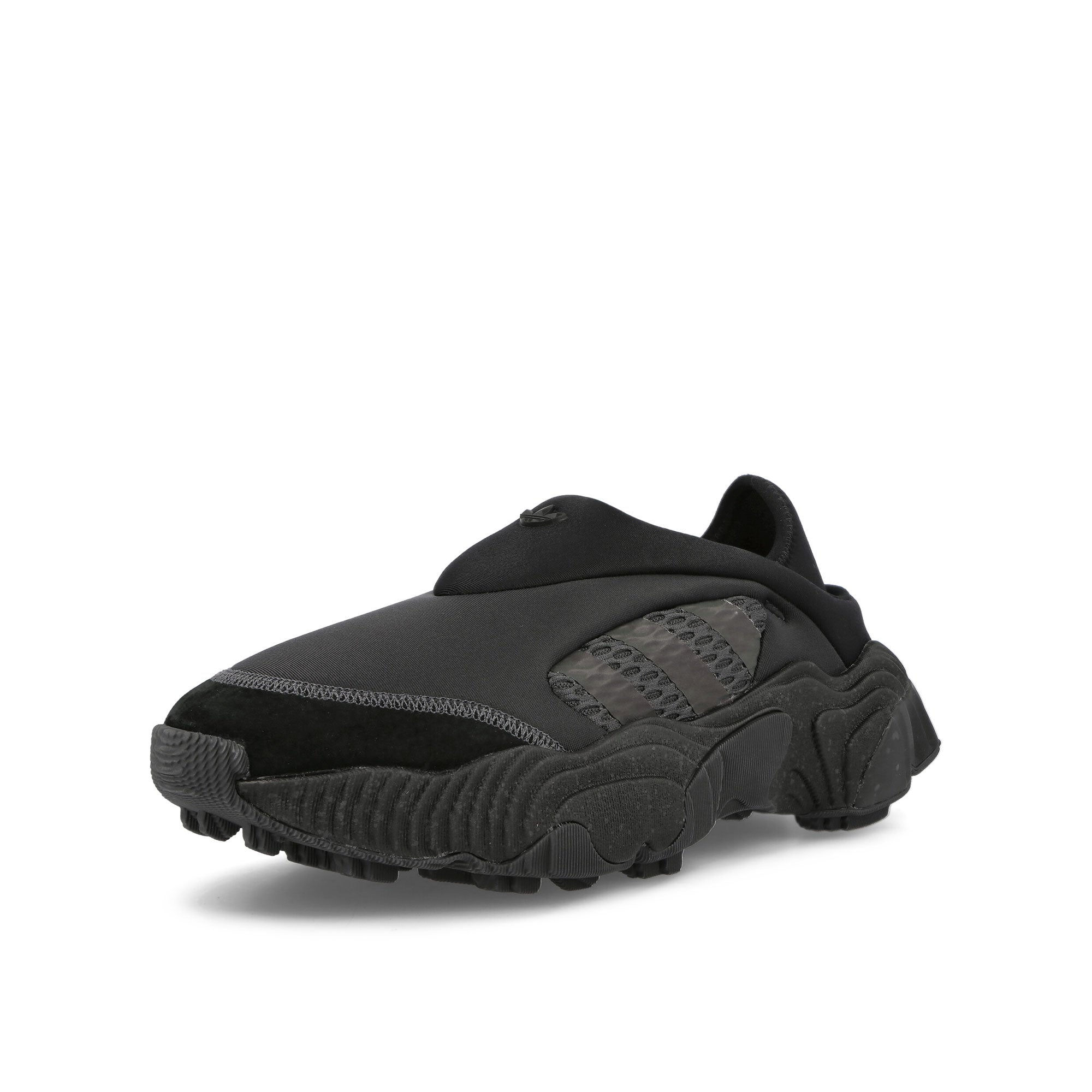 adidas rovermule adventure Core Black / Carbon / Dark Grey Sneakers Close Up | Overkill