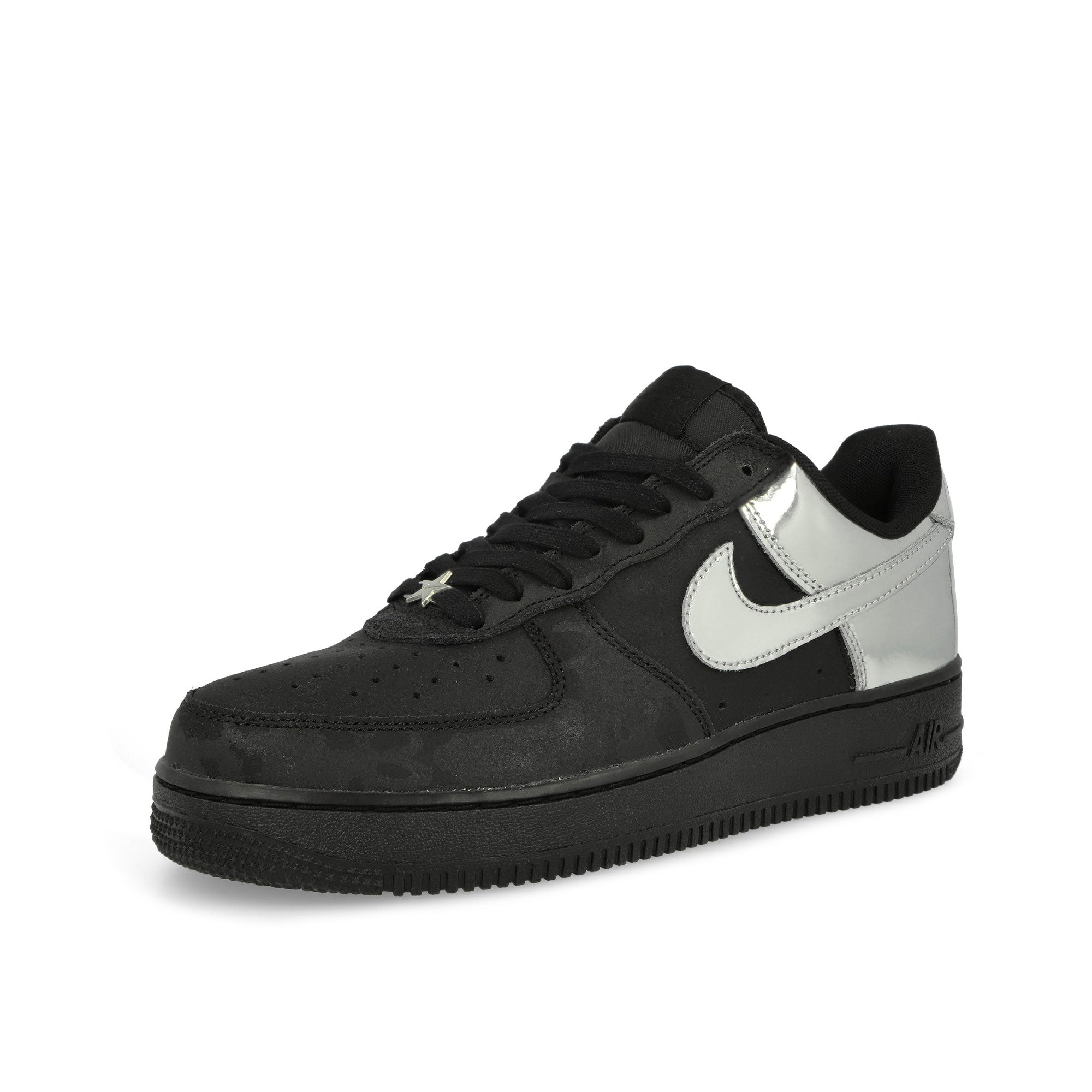 Nike Air Force 1 Low Retro Black / Chrome - Black Low Top Sneakers Close Up | Overkill