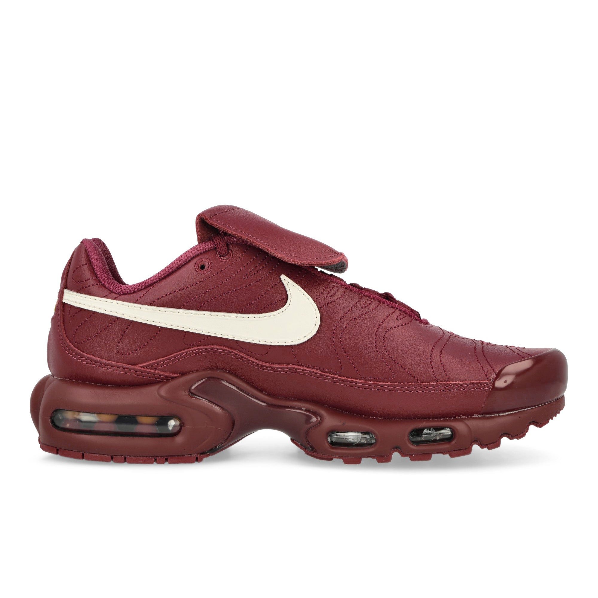 Nike Air Max Plus Team Red-Sail Low Top Sneakers Silhouette | Overkill