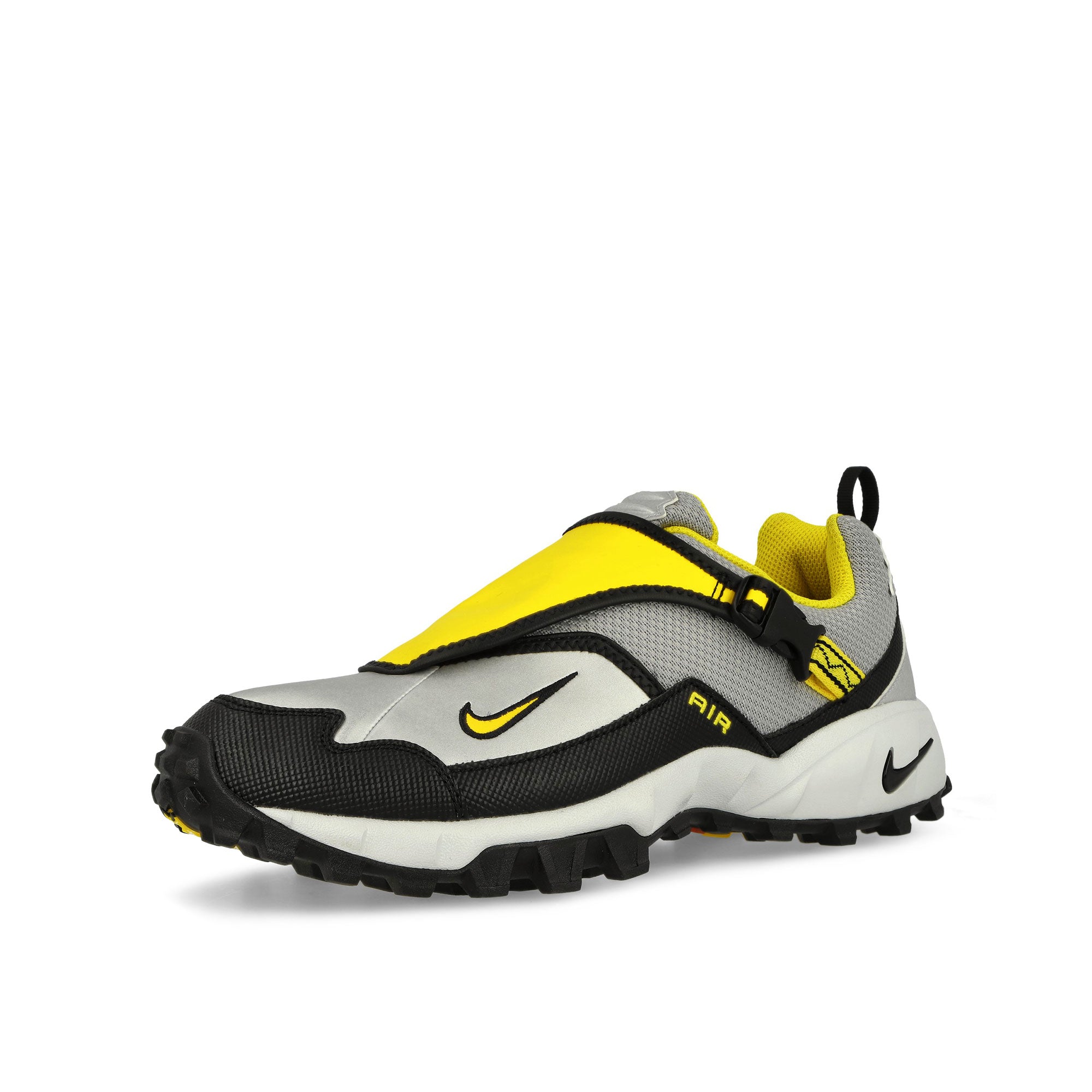 Nike ACG Phassad Black / Yellow Zest - Metallic Silver Low Top Sneakers HM7133 001 Close-up | Overkill