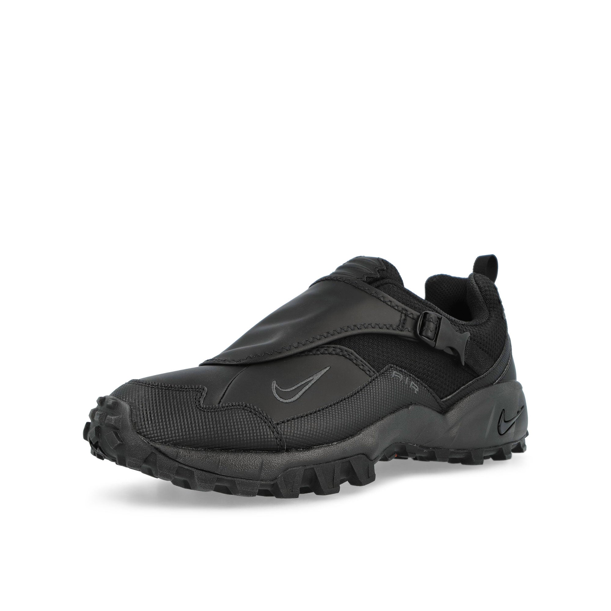 Nike ACG Phassad Black / Black - Black Low Top Sneakers HM7133 002 Close-up | Overkill