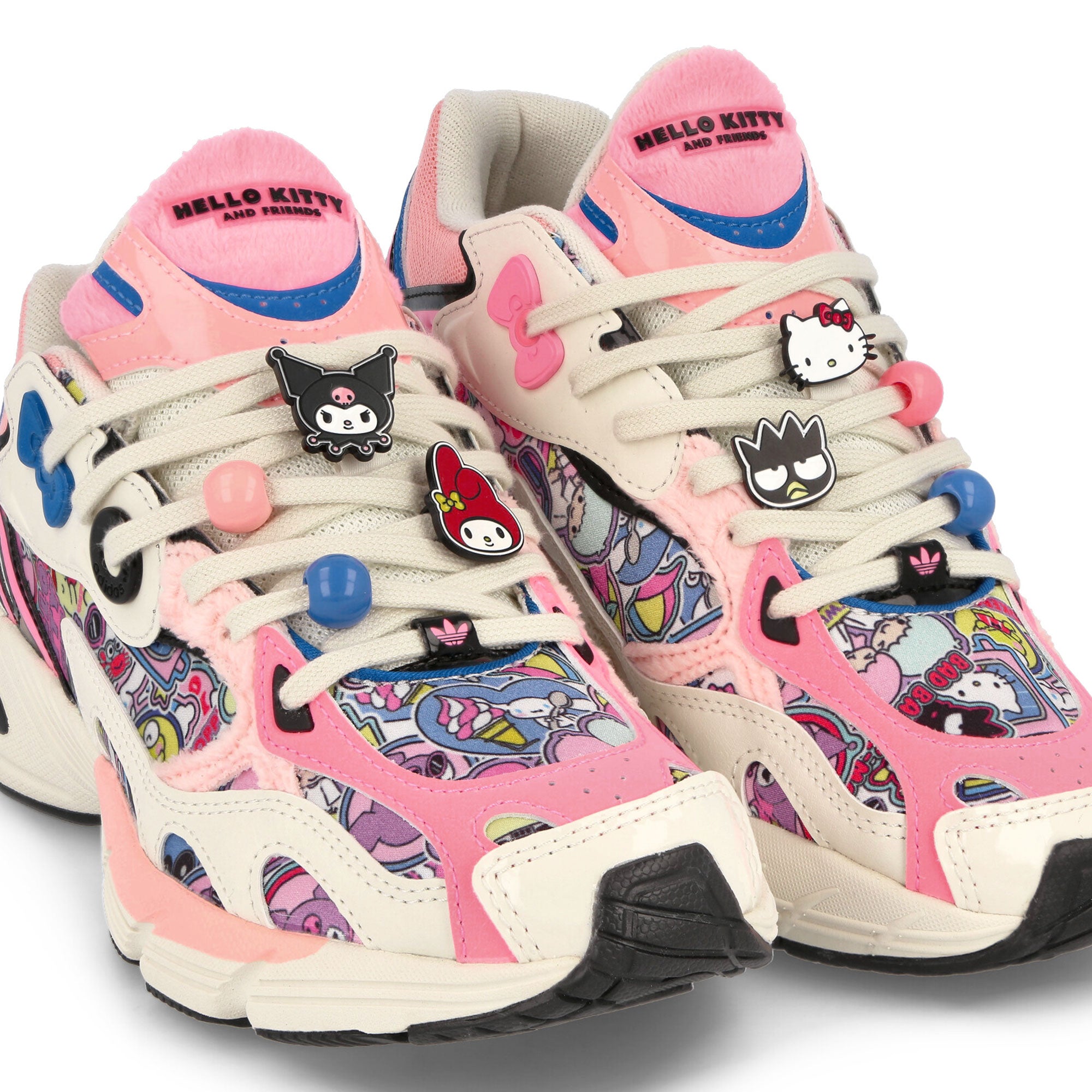 adidas Hello Kitty x adidas Astir W Off White / Cleo Orange / Core Black Low Top Sneakers Detailfoto | Overkill