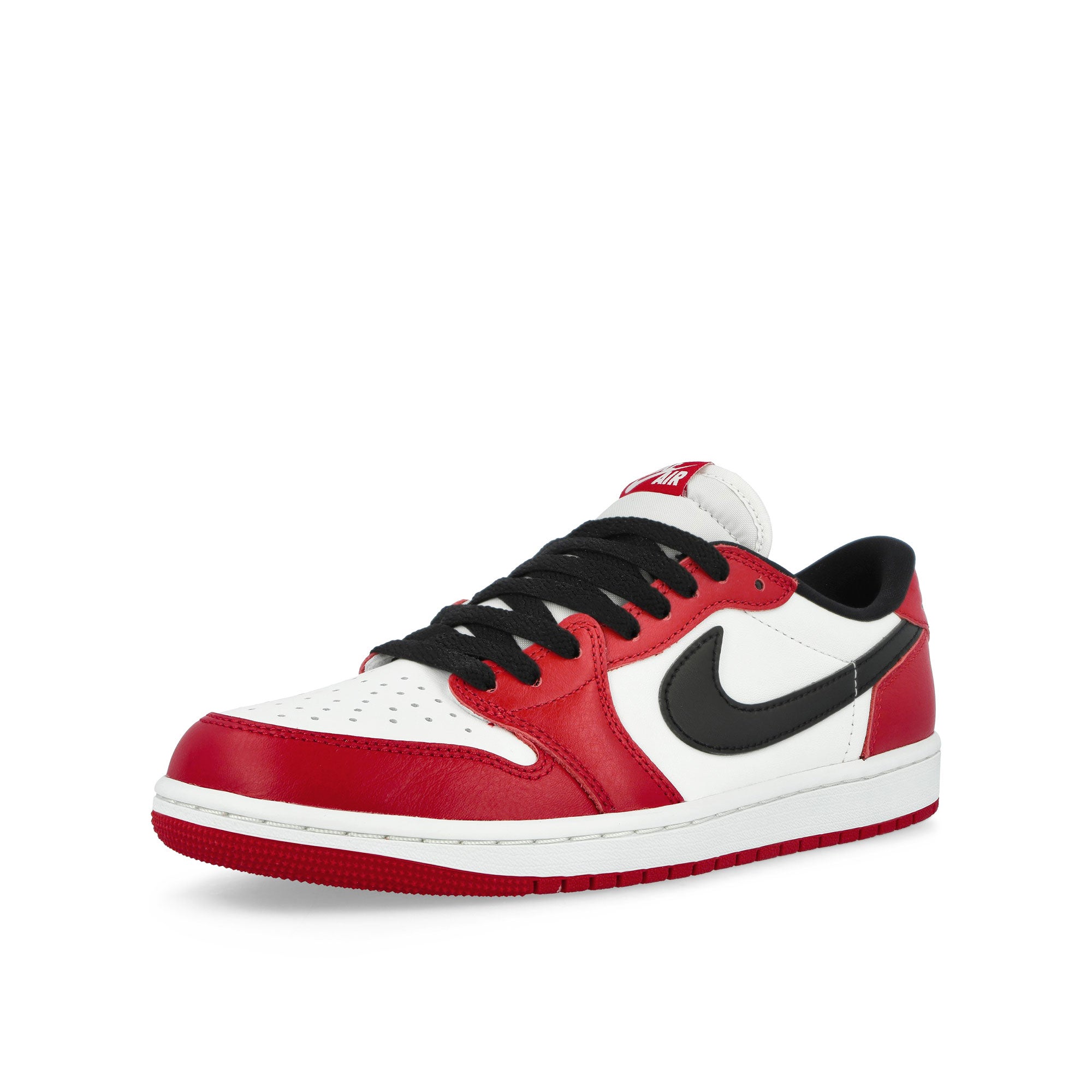Air Jordan 1 Retro Low Chicago Varsity Red / Black - Summit White Low Top Sneakers HQ6998 600 Close-up | Overkill