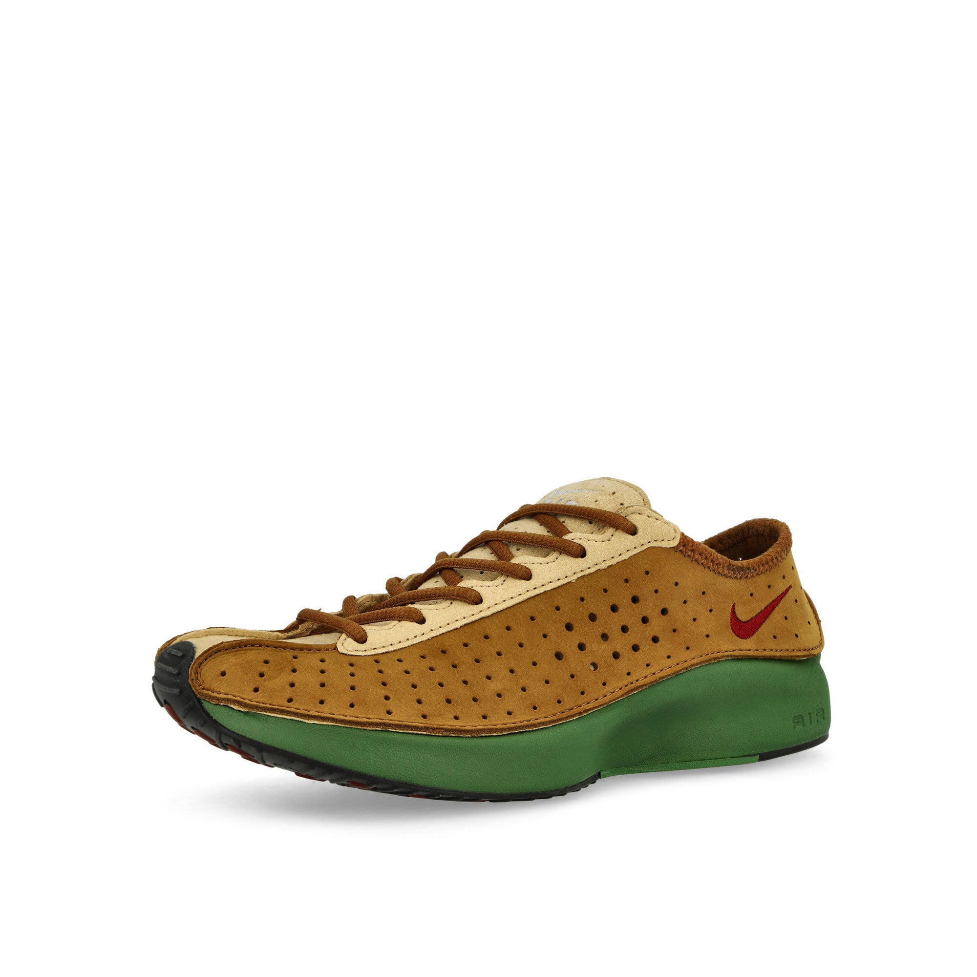 Nike W Air Superfly Ale Brown / Team Red - Treeline Low Top Sneaker HQ7955 200 Close-up | Overkill