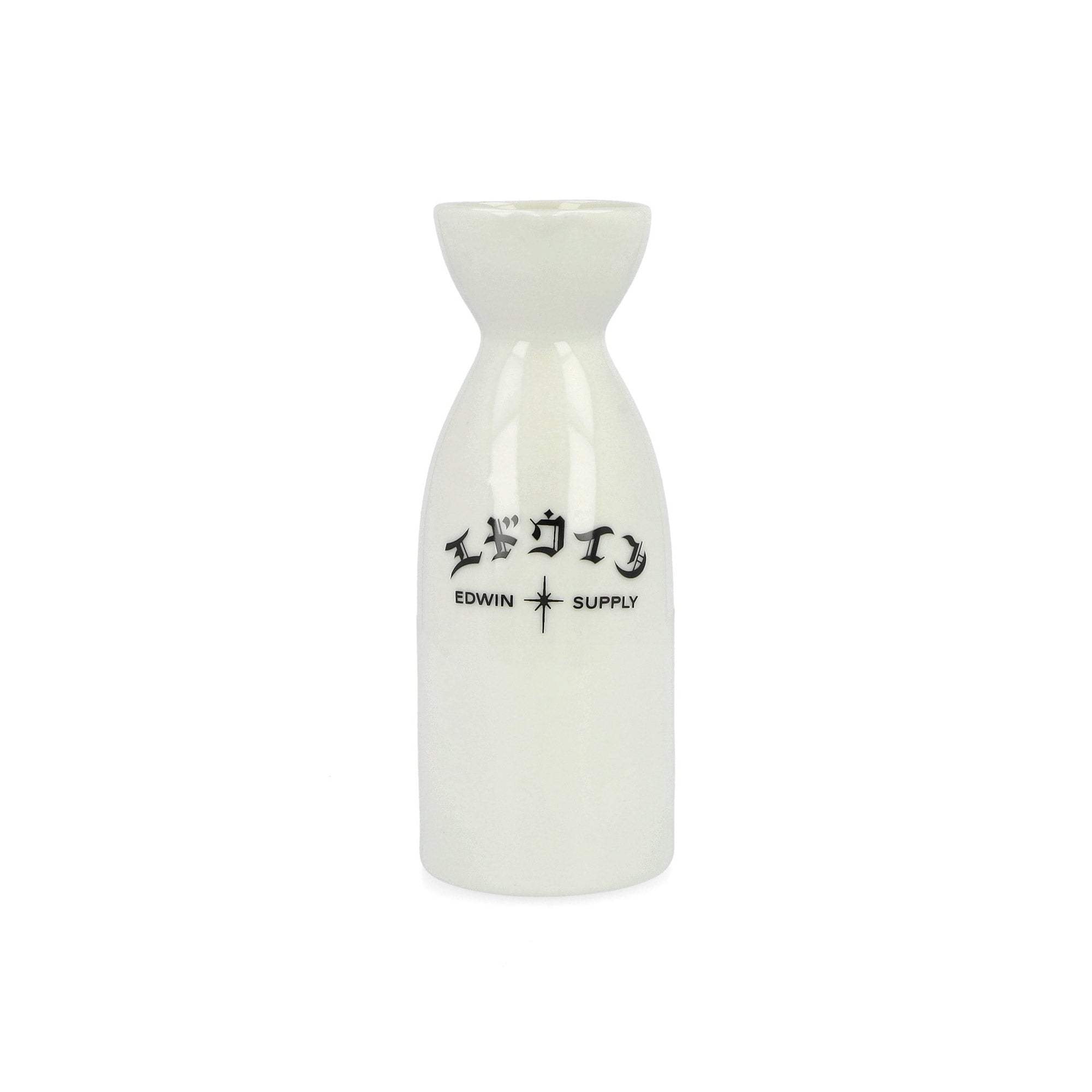 Edwin Sake Set White - Black Tableware I037612.02.72 Close-up | Overkill