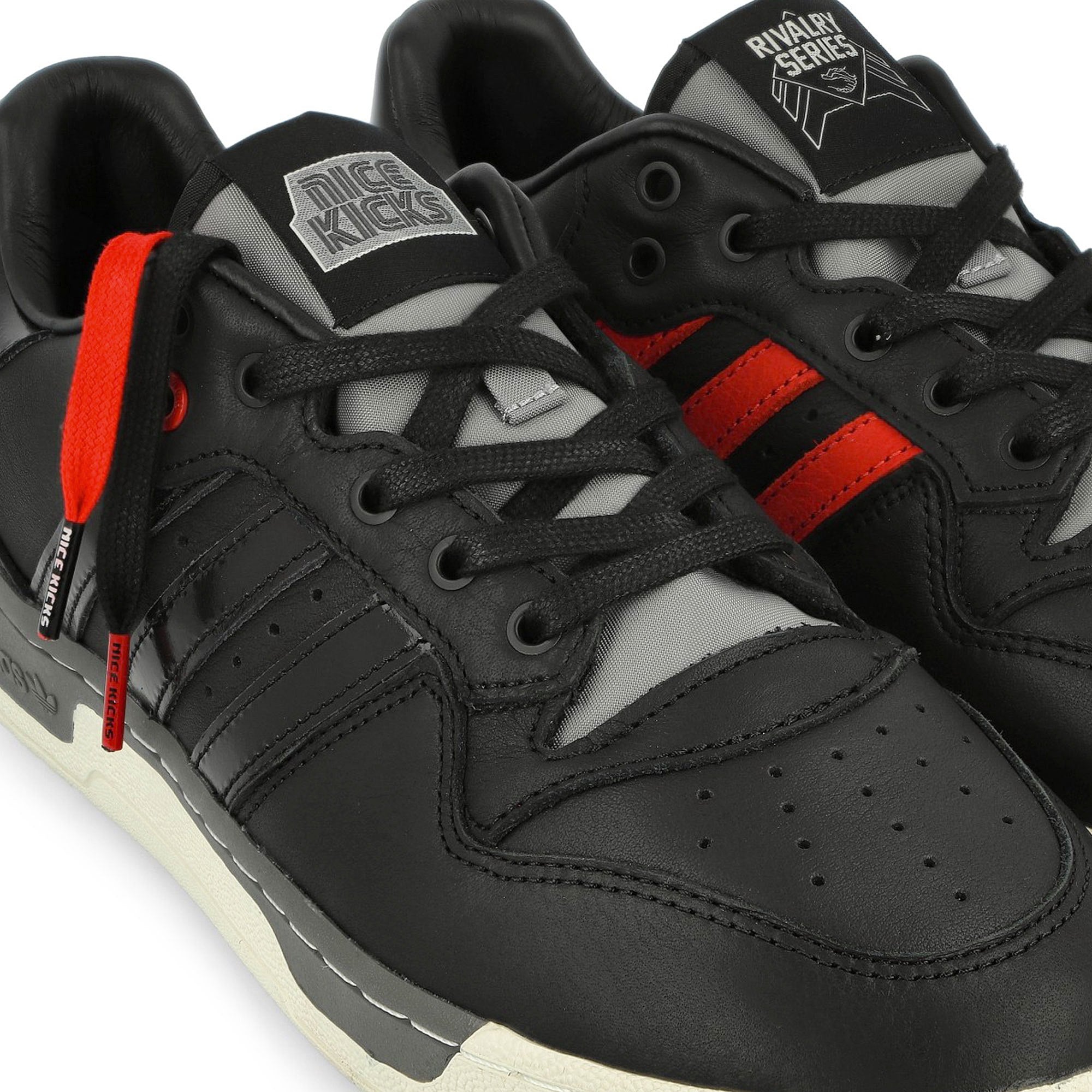 adidas Nice Kicks x adidas Rivalry Low Core Black / Core Black / White / Tint Low Top Sneakers Detailfoto | Overkill