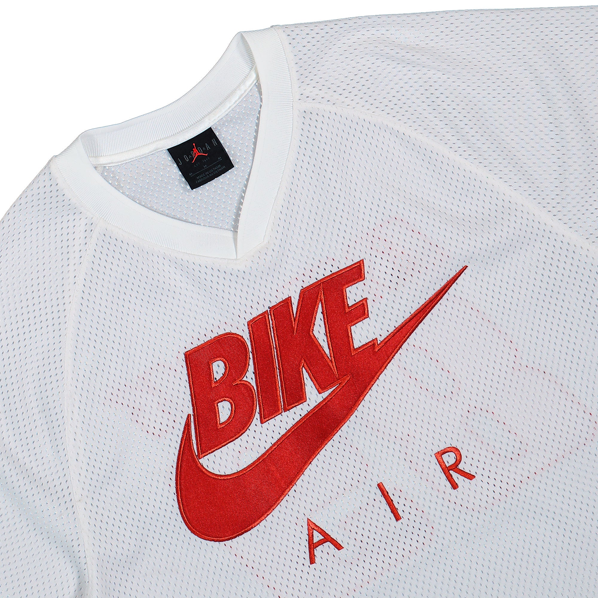 BIKE AIR x Nigel Sylvester x Air Jordan Jersey Sail T-shirt IQ8156 133 Detailfoto | Overkill