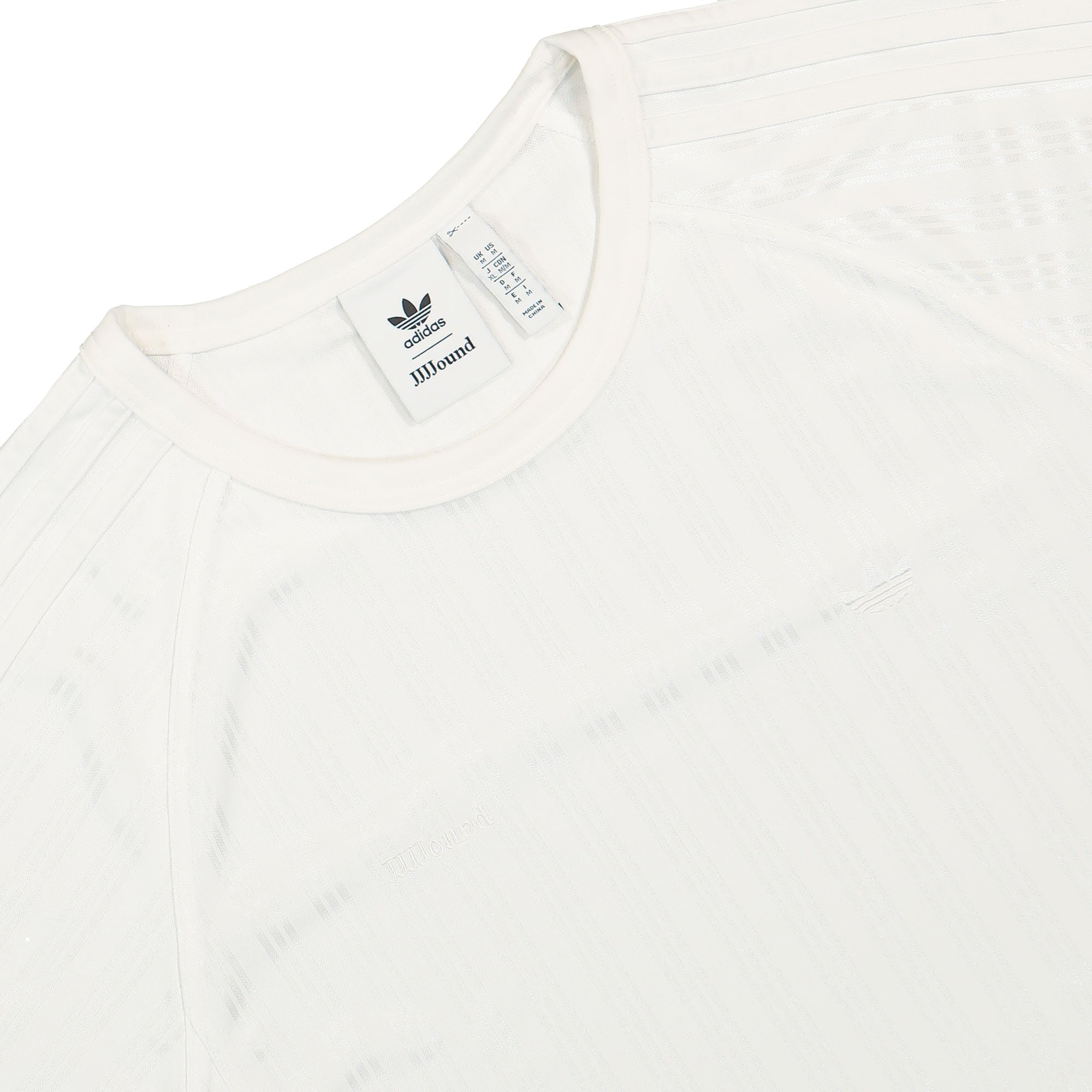 adidas Jersey White T-Shirts Close-up | Overkill