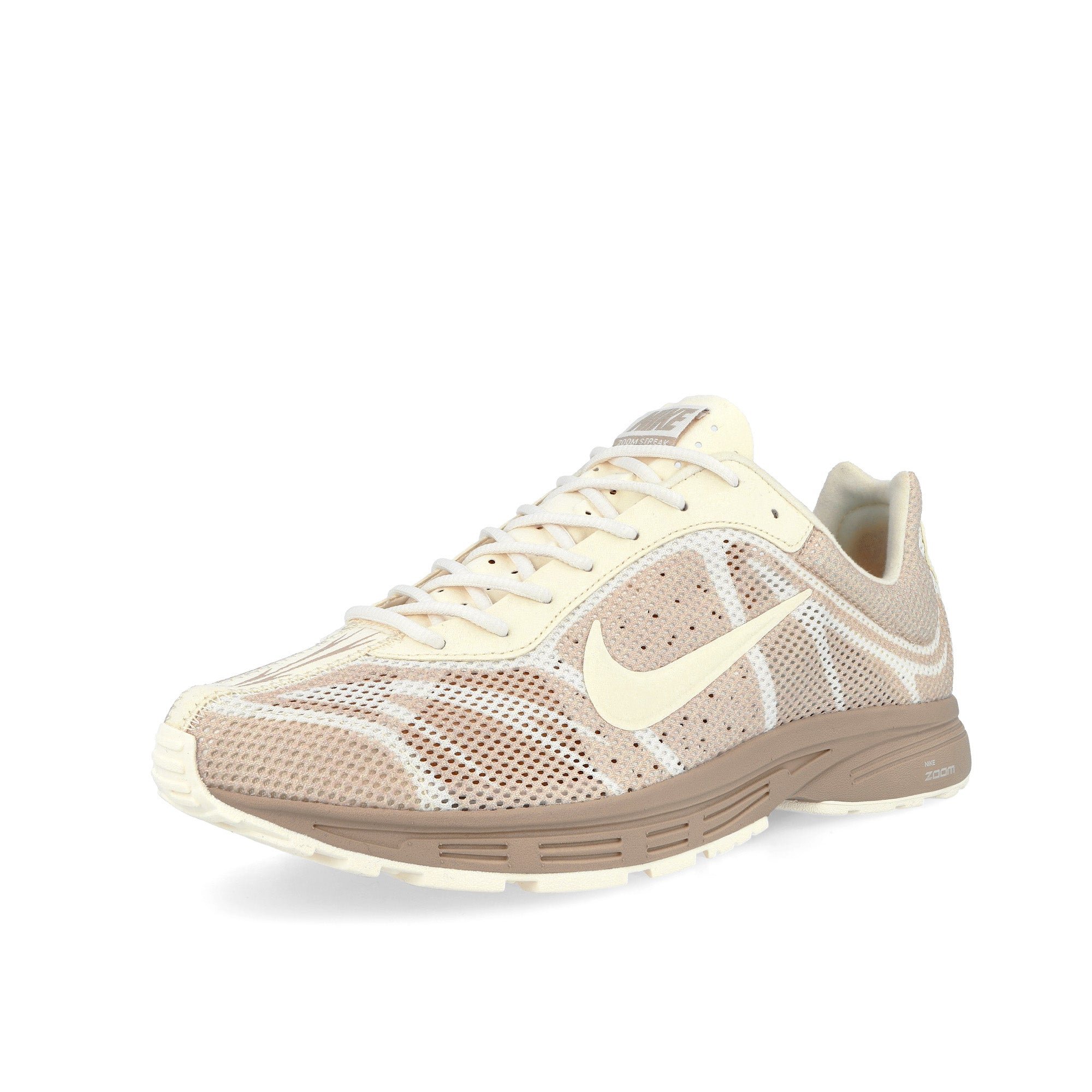 Nike Zoom Streak 3 Cream II / Sail Low Top Sneakers IQ8020 200 Close-up | Overkill