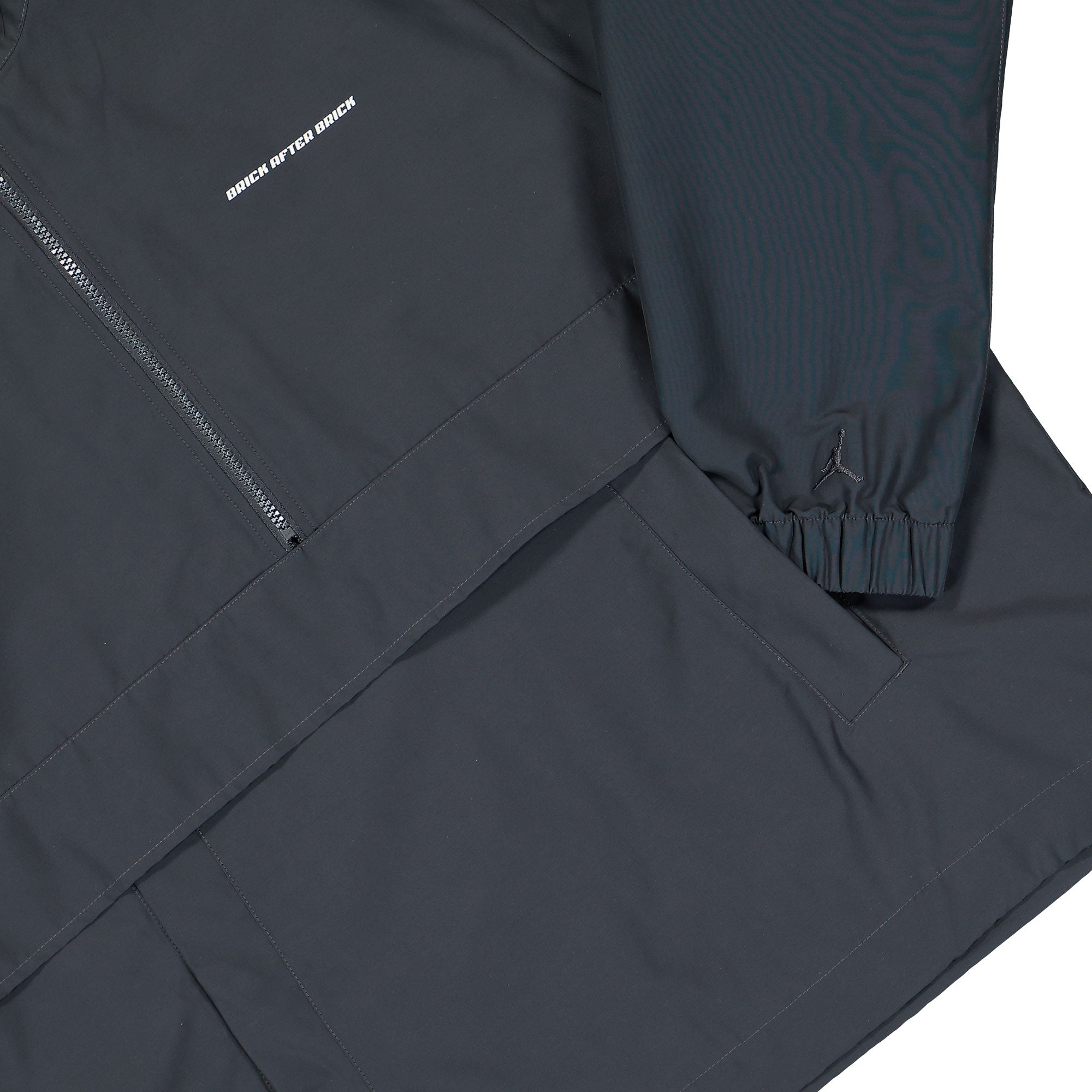 BIKE AIR x Nigel Sylvester x Air Jordan Half-Zip Jacket Anthracite / Sail Track Jacket IQ8150 060 Detail View 1 | Overkill