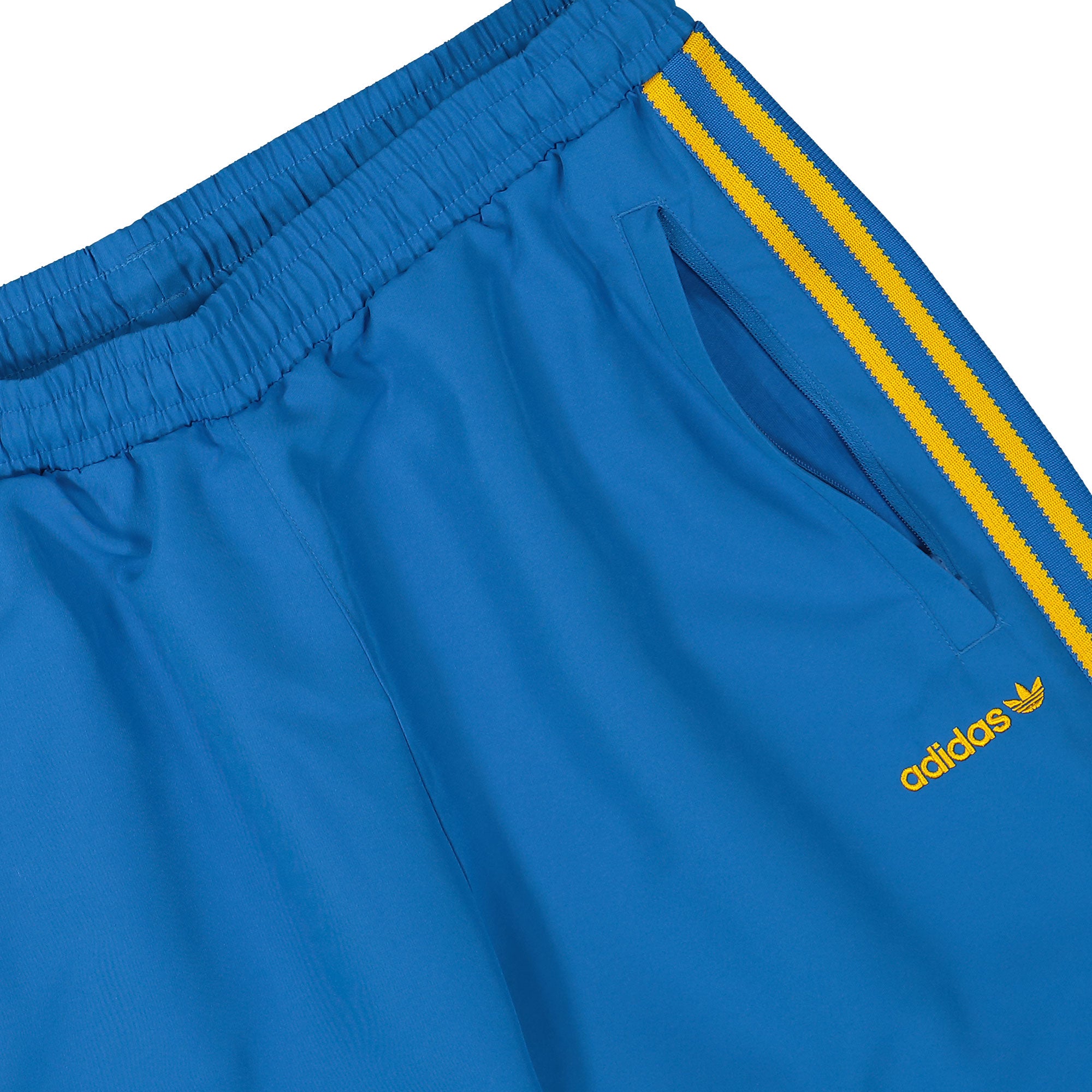 adidas Woven Track Pant Blue Sweat & Track Pants Detailfoto | Overkill
