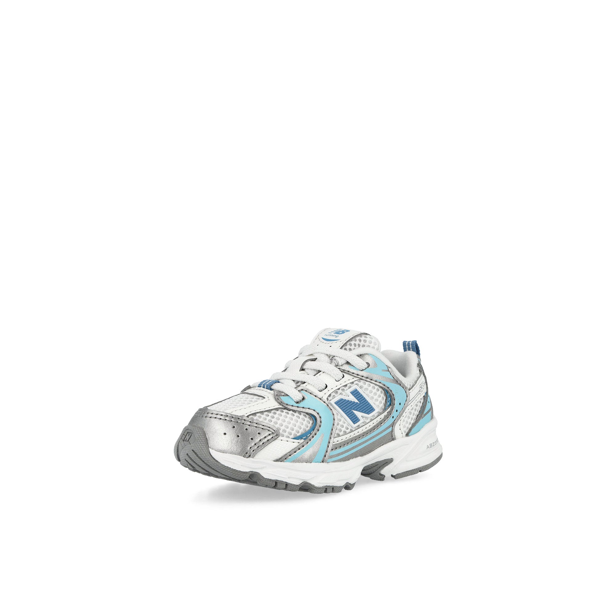 New Balance IZ530ED Sea Salt / Still Water Low Top Sneakers IZ530ED Close-up | Overkill