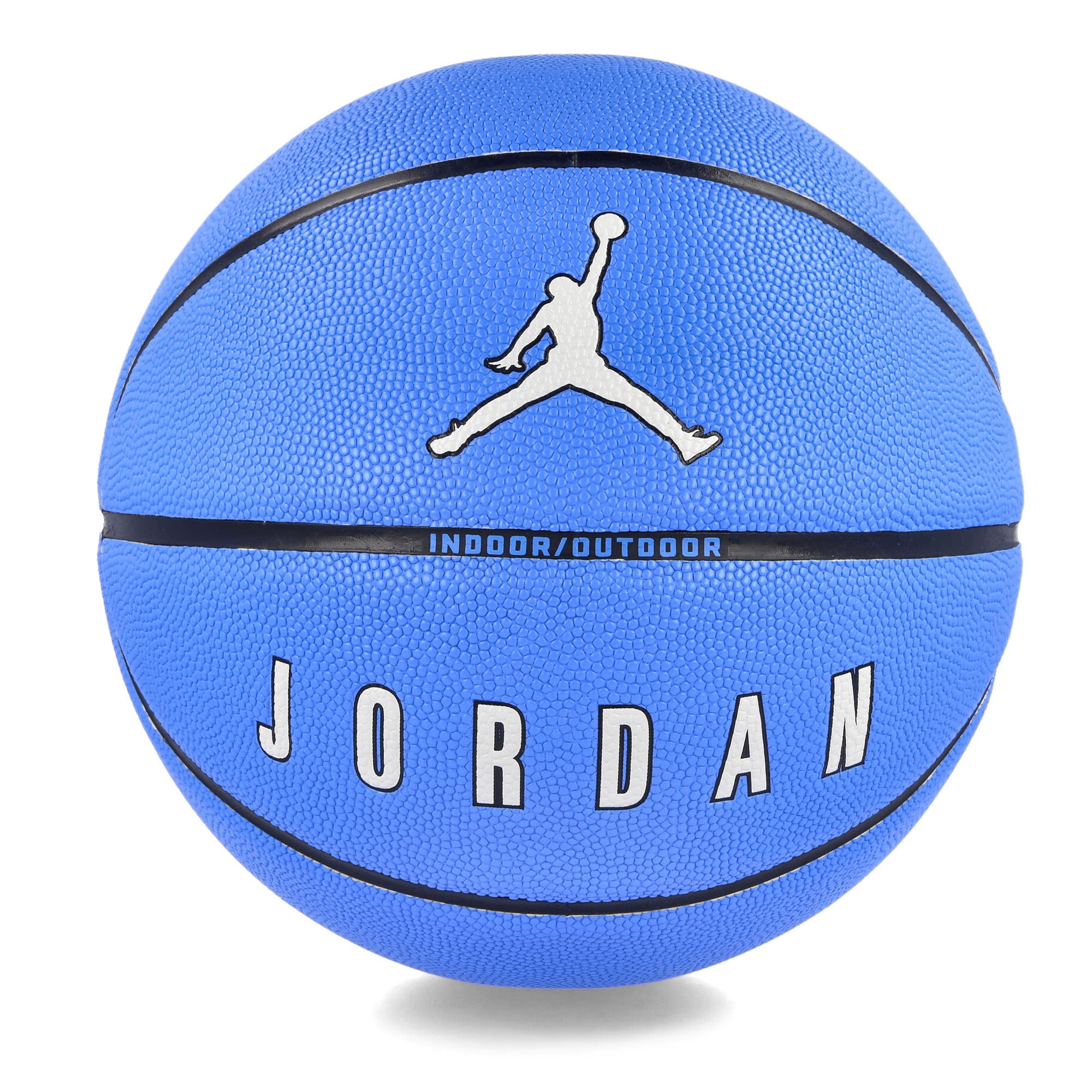 Jordan Ultimate 2.0 8P Basketball University Blue / Obsidian / White Basketballs Close-up | Overkill