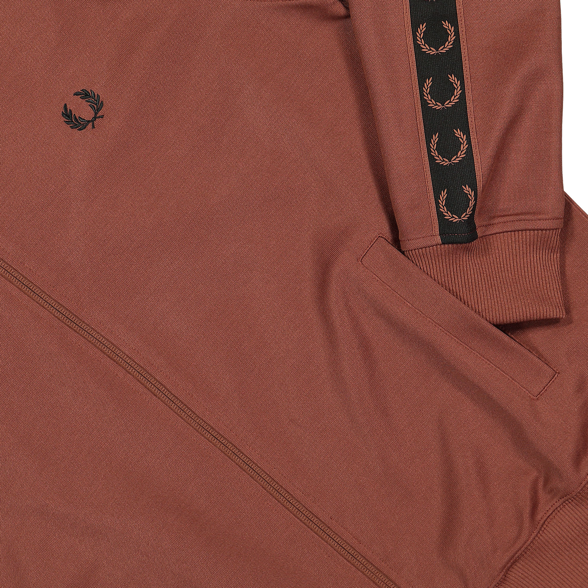 Fred Perry Contrast Tape Track Jacket Whiskey Brown / Black Track Jackets Detailfoto | Overkill