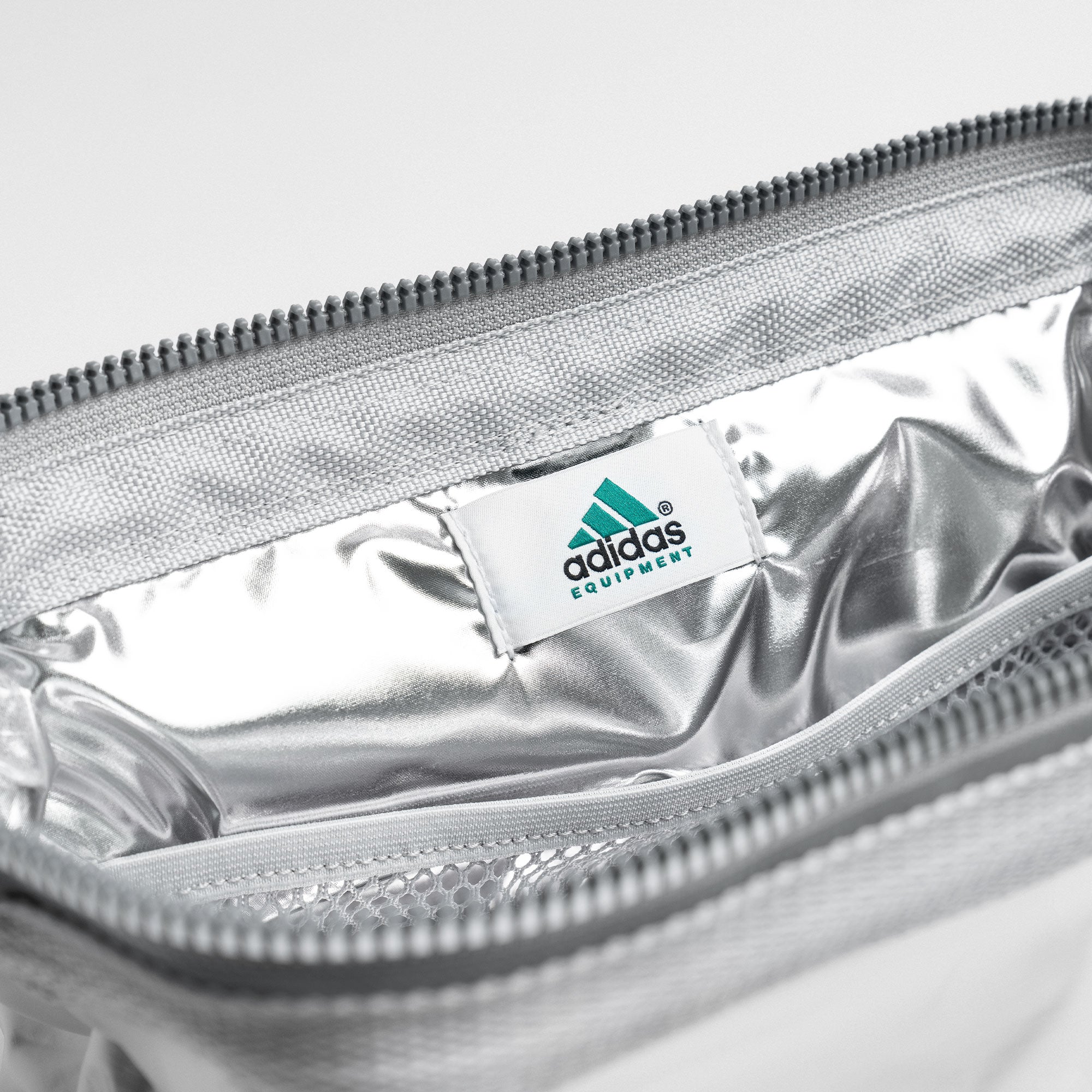 adidas Equipment Washkit Transparent / Metallic Silver Other Home Accessories Detail view 1 | Overkill
