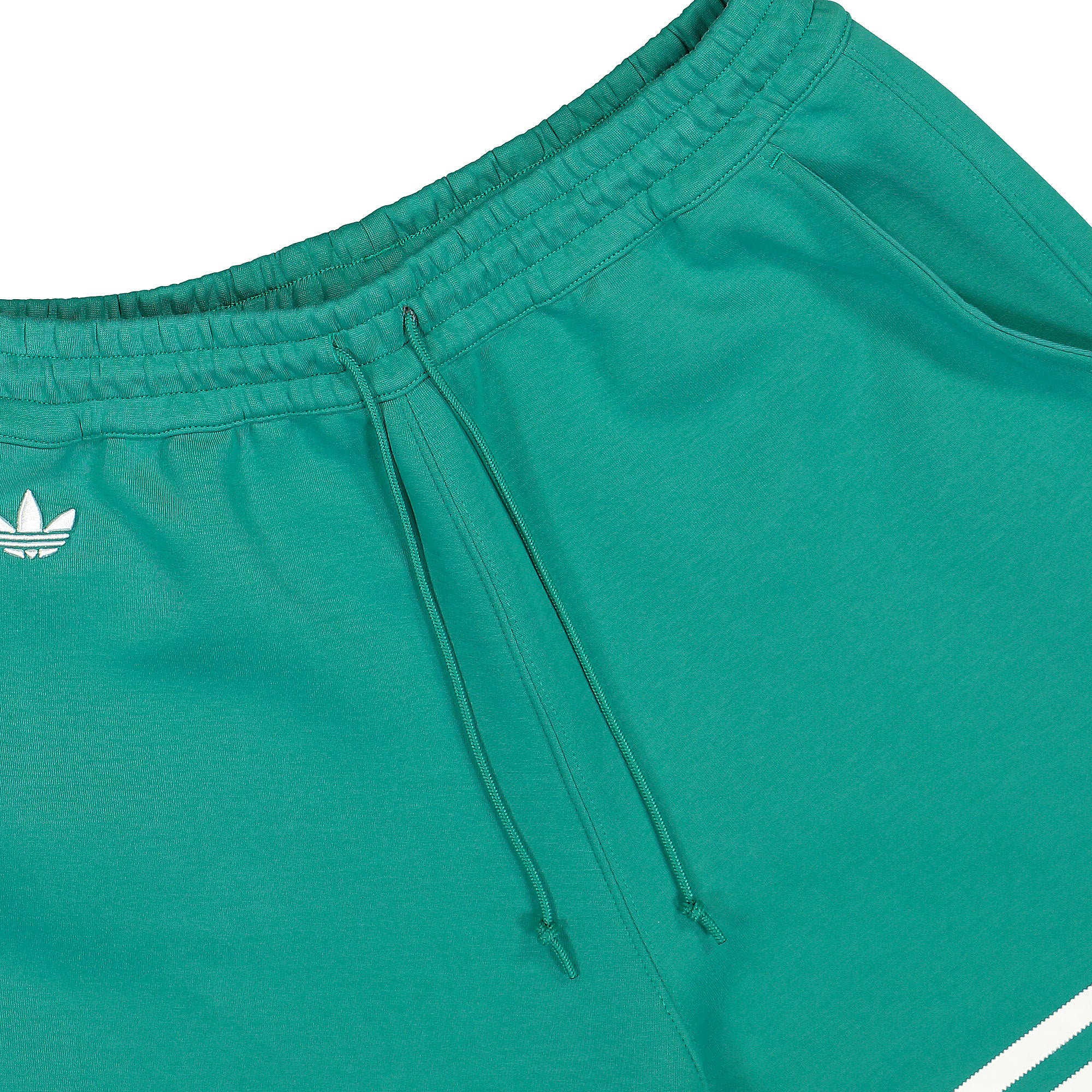 adidas Neu Classics Shorts Active Green Shorts Detailfoto | Overkill