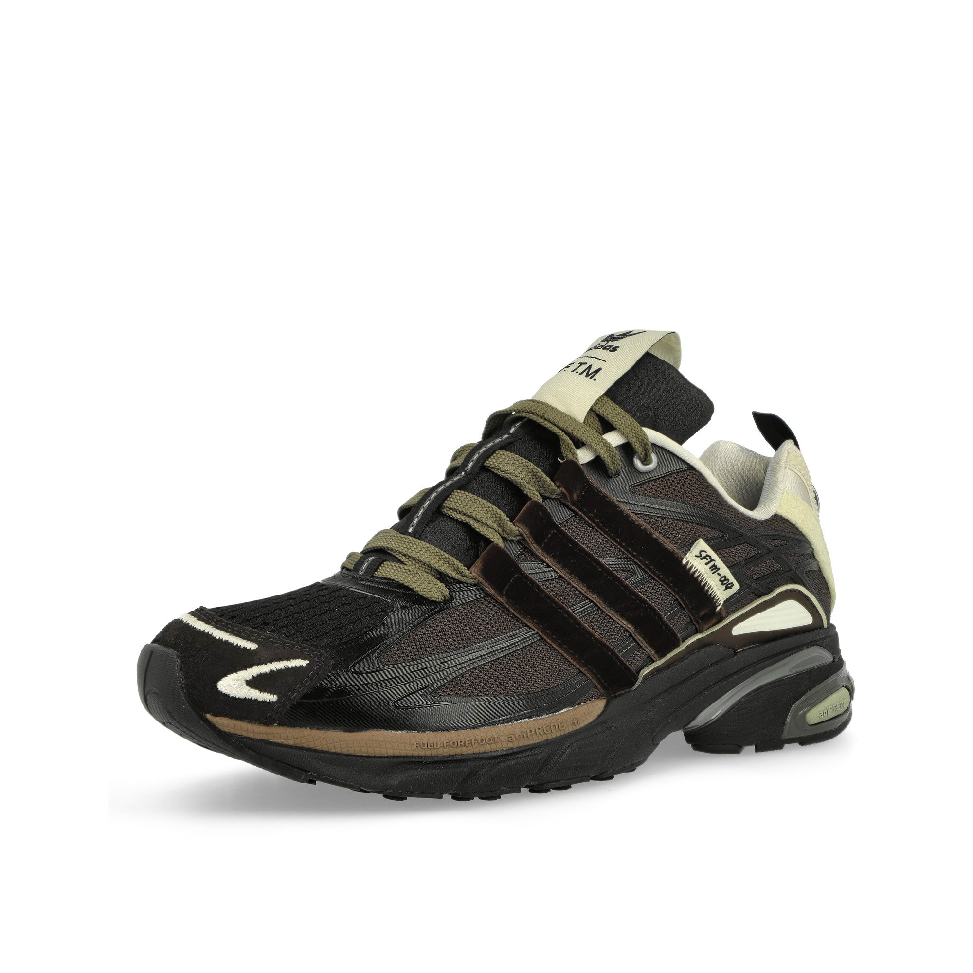 adidas Adistar Cushion Core Black / Dark Brown / Earth Strata Low Top Sneakers Close Up | Overkill