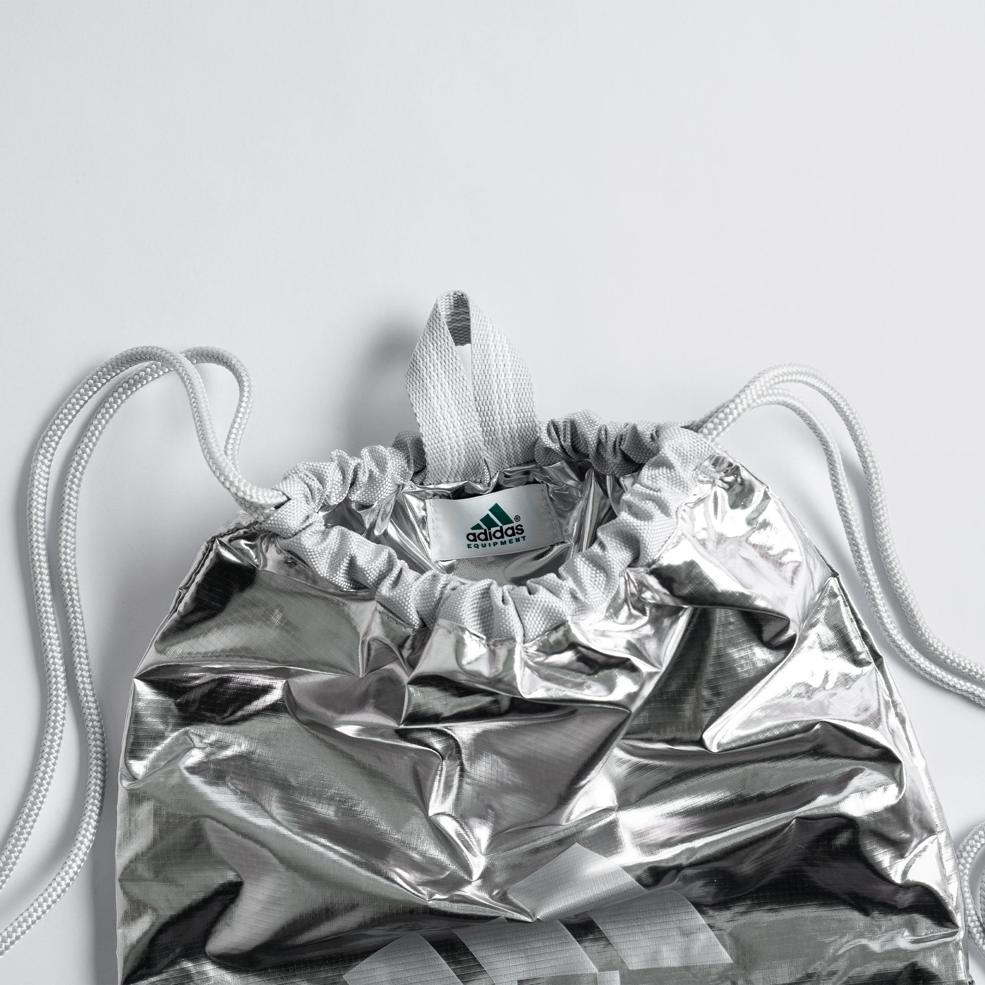 adidas Equipment Gymsack Silver Metallic Backpacks Detailfoto | Overkill