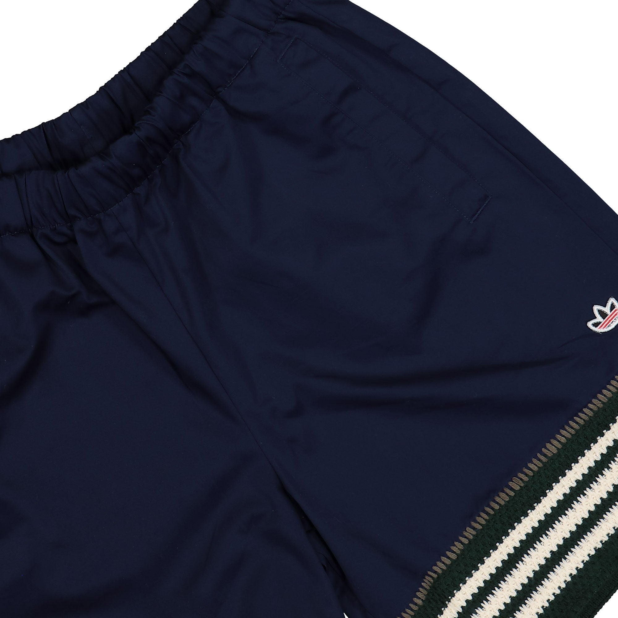 adidas Woven Short Night Indigo Shorts Detailfoto | Overkill