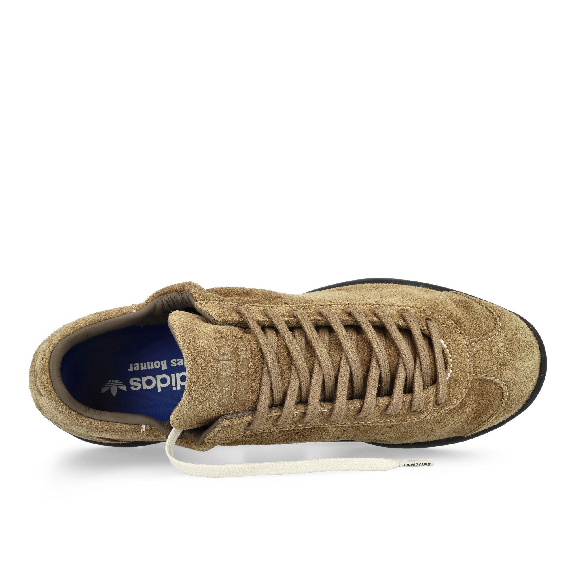 adidas Karintha Suede Low Brown Malt / Earth Strata / Utility Black Low Top Sneakers Detailfoto | Overkill
