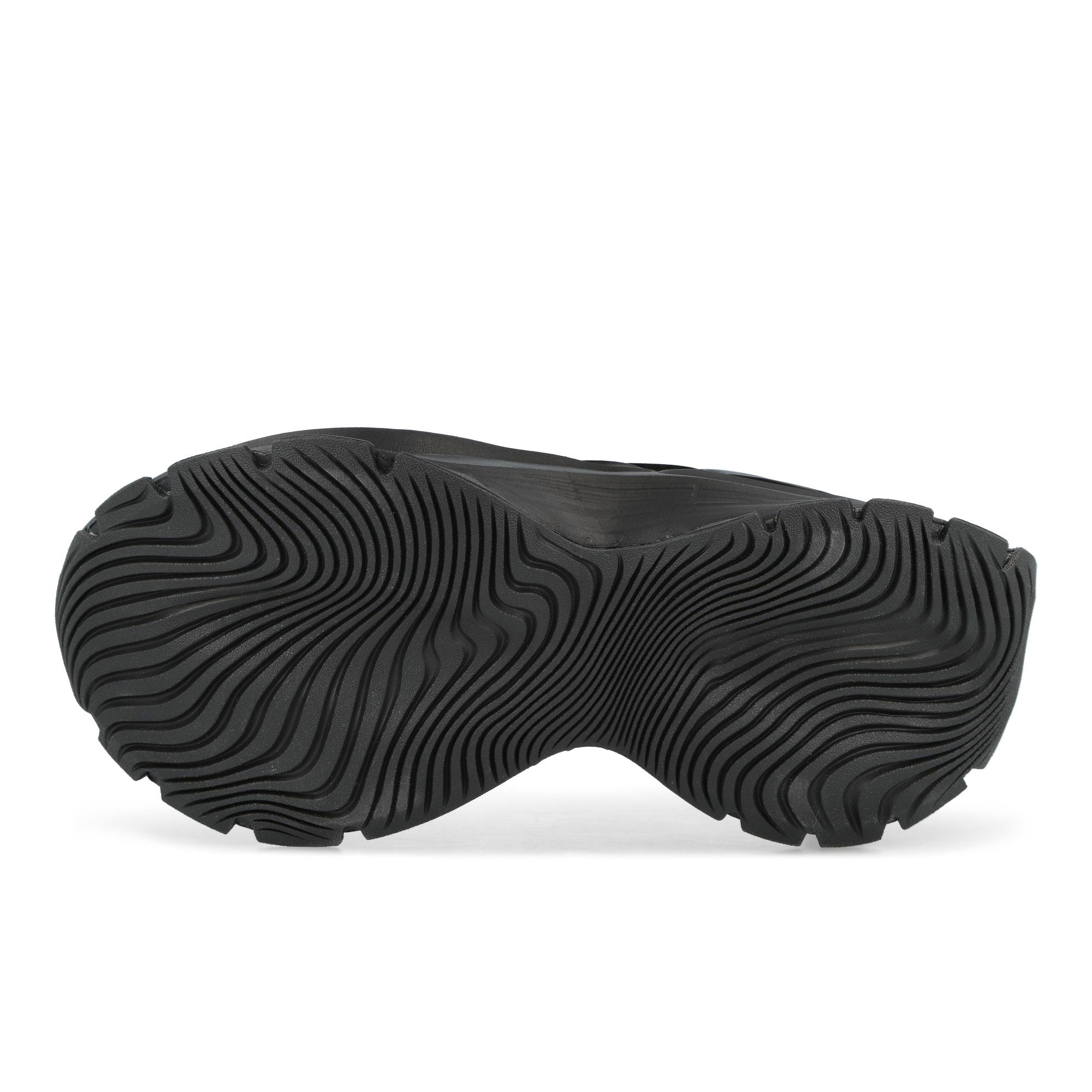 adidas XLG MTW Core Black / Carbon / Silver Metallic Low Top Sneakers JR5383 Detail View 1 | Overkill