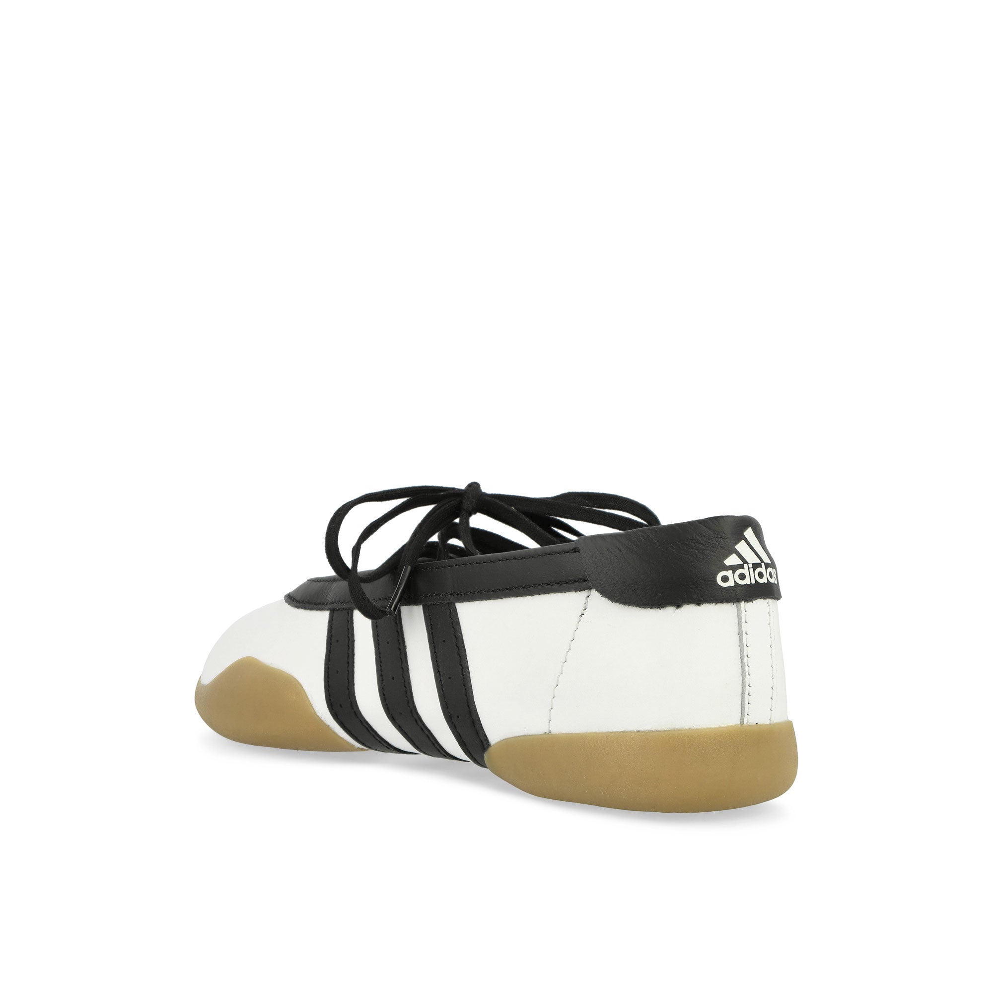 adidas Taekwondo Mei Ballet W Footwear White / Core Black - Gum3 Low Top Sneakers Detailfoto | Overkill
