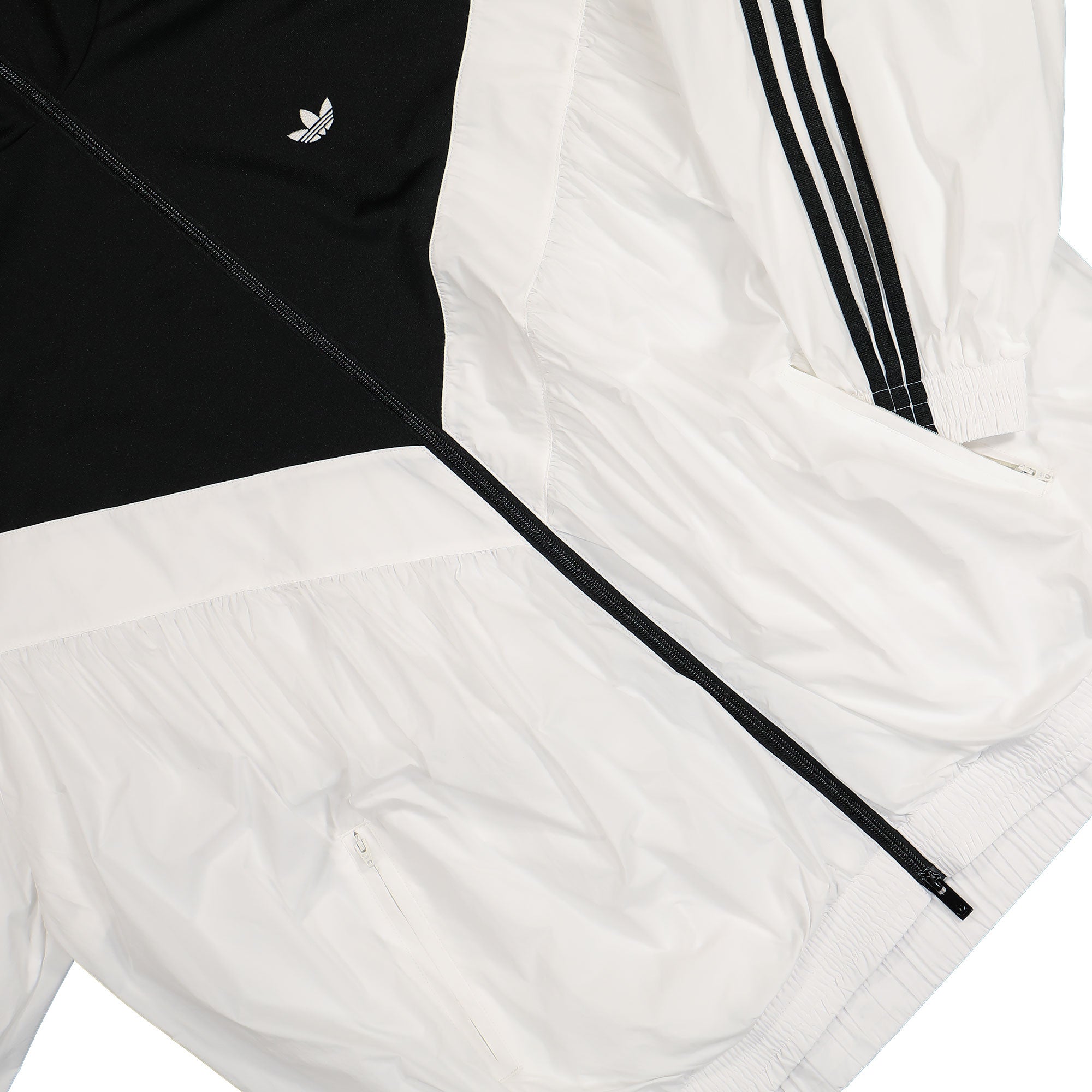 adidas Originals R3CD Track Top Black / Cloud White Track Jackets Detail view 2 | Overkill