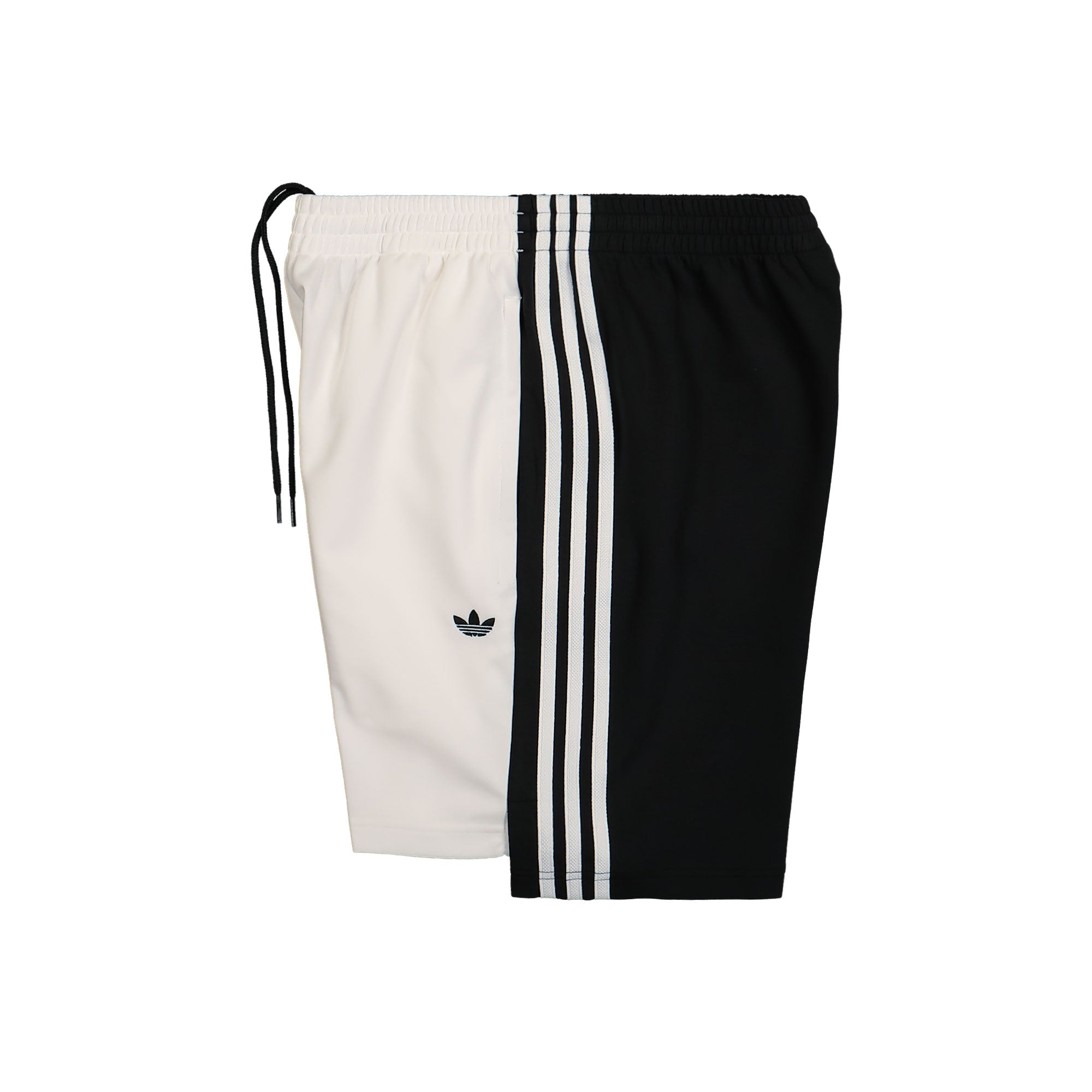 adidas Originals R3CD Shorts Cloud White / Black Shorts Detail view 1 | Overkill