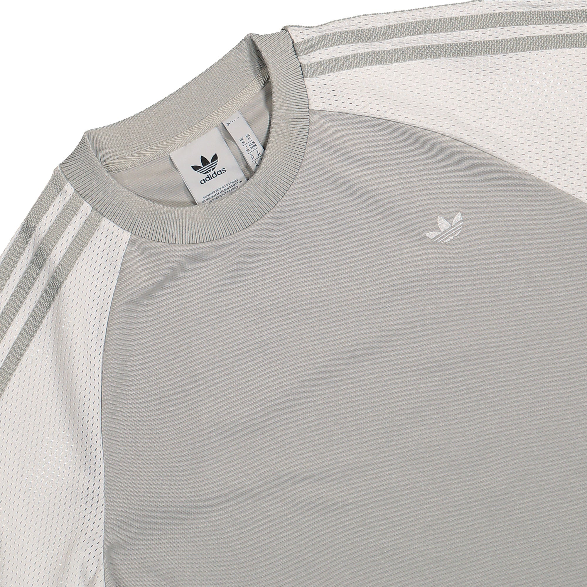 adidas Originals R3CD Cali Tee Metal Grey T-Shirts Close-up | Overkill