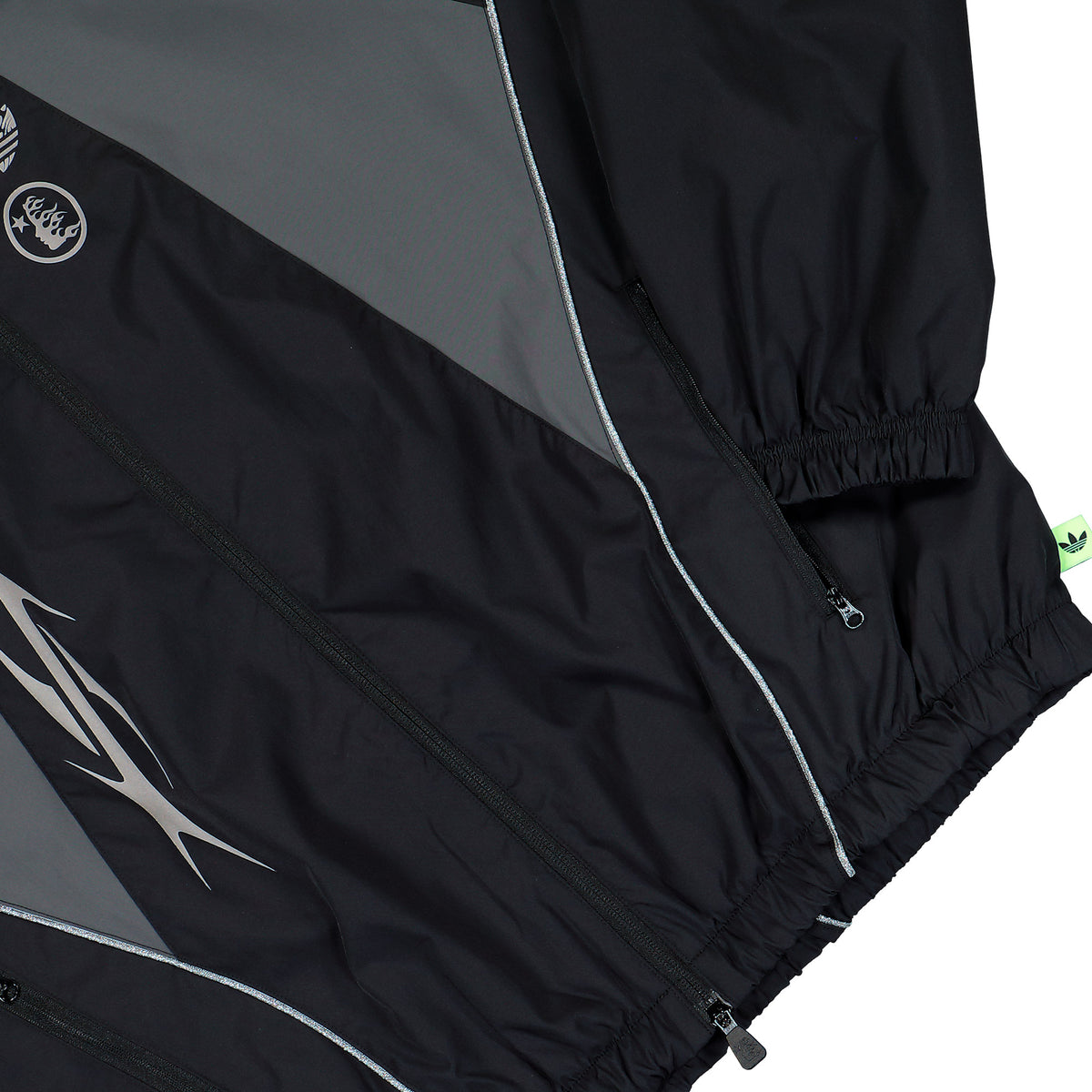 Hellstar x adidas Tracksuit Jacket Black Track Jacket KY7306 Detailfoto | Overkill