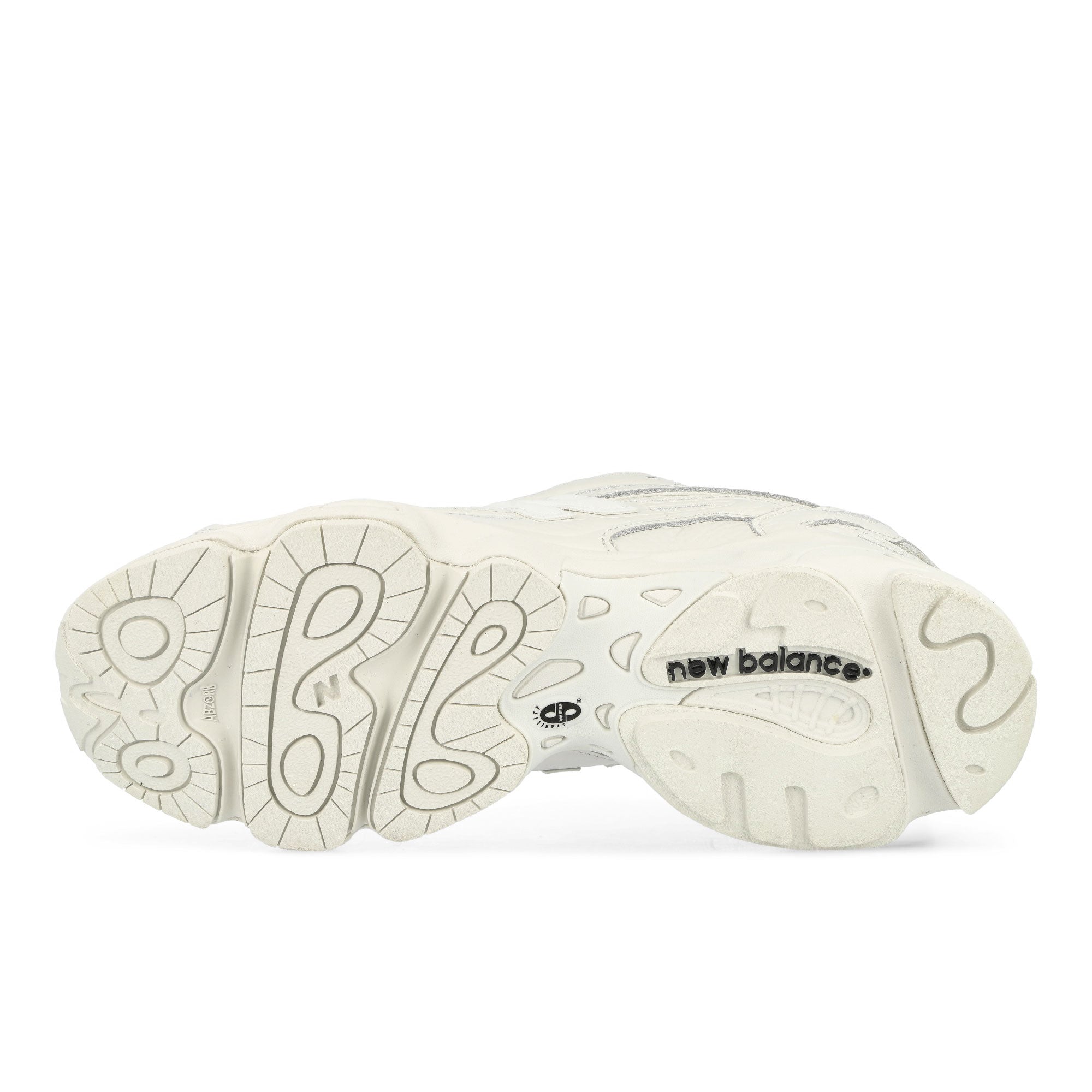 New Balance M1000BW Reflection / Sea Salt Low Top Sneakers Detail View 2 | Overkill