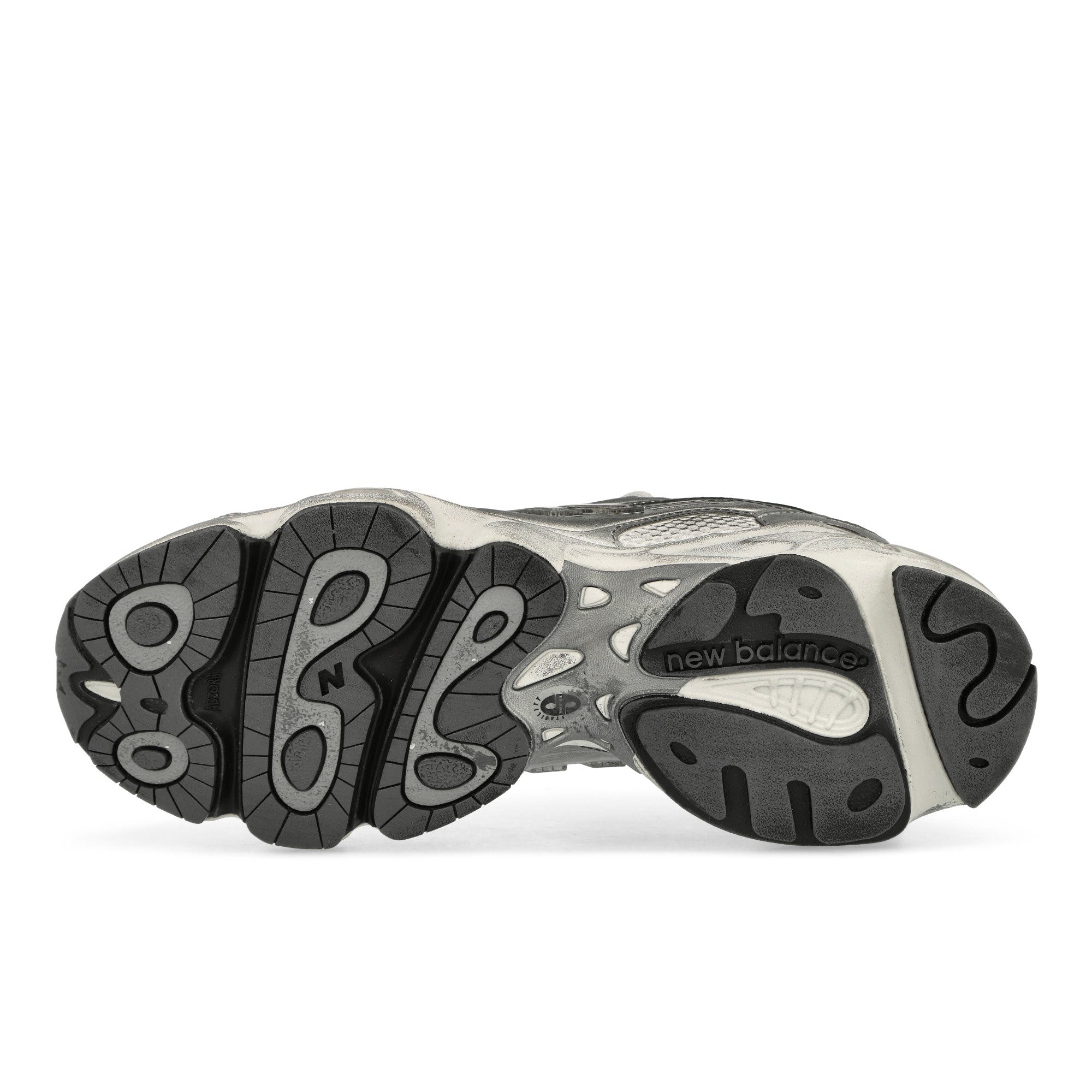 New Balance M1000G Silver Metallic / Grey Matter Low Top Sneaker M1000G Detail View 1 | Overkill