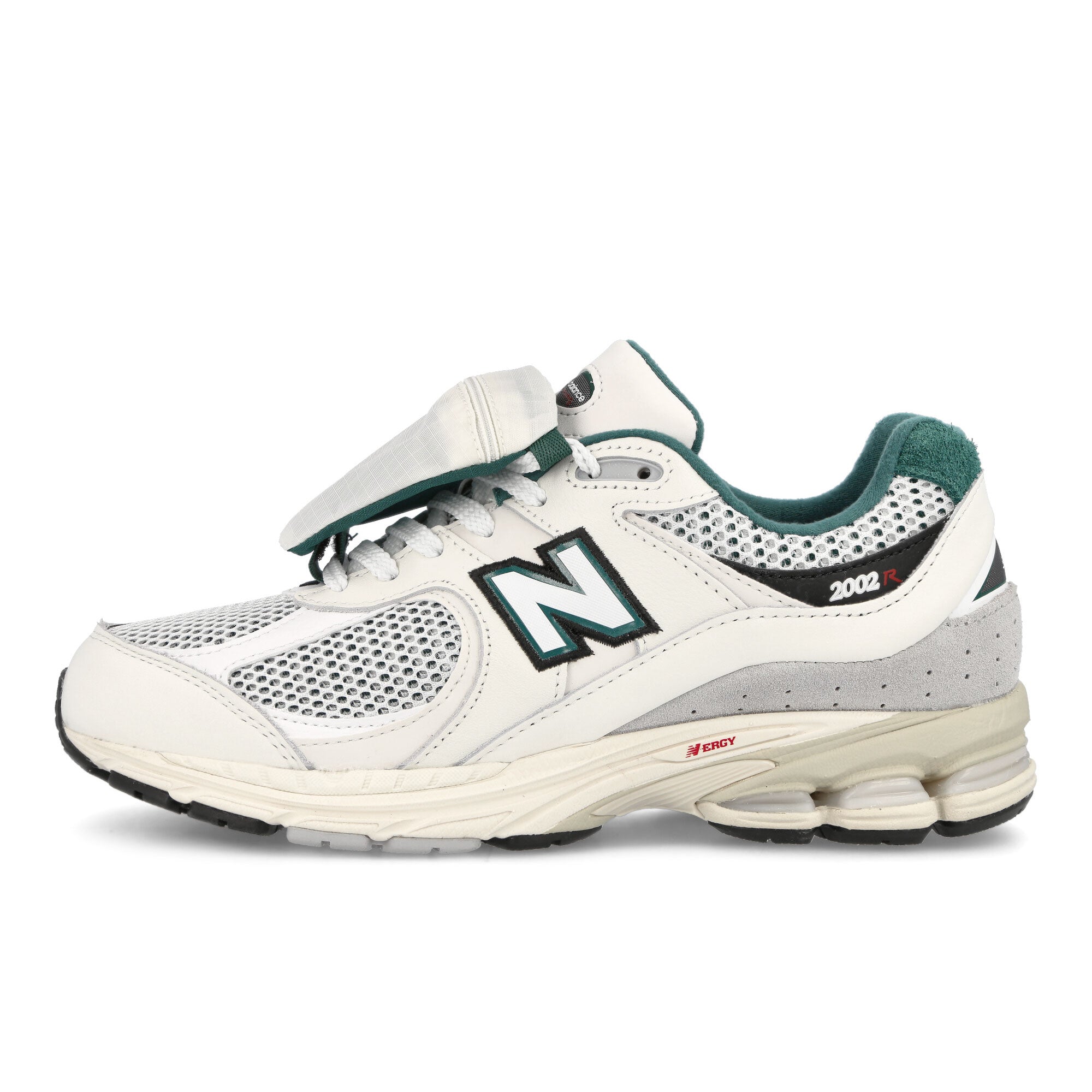 New Balance M2002RVD Sea Salt Low Top Sneakers M2002RVD | Overkill