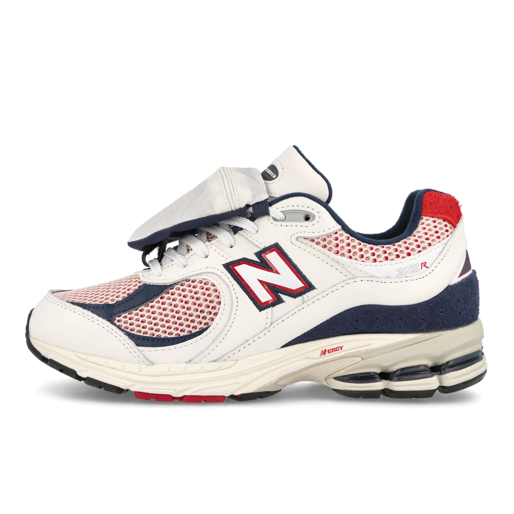 New Balance M2002RVE Sea Salt Low Top Sneakers M2002RVE | Overkill
