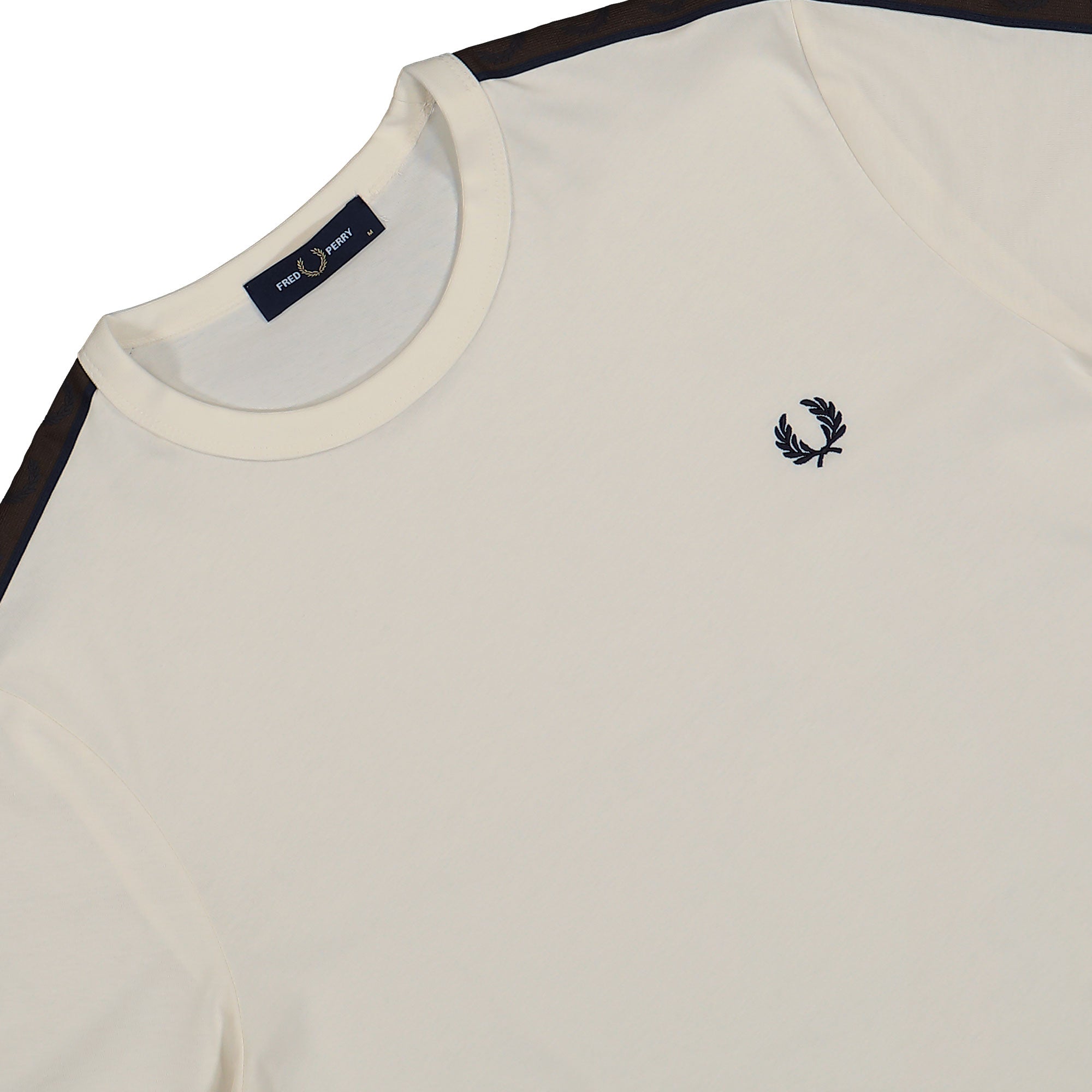 Fred Perry Contrast Tape Ringer T-Shirt Ecru / Burnt Tobacco T-Shirt M4613-42A Detailfoto | Overkill