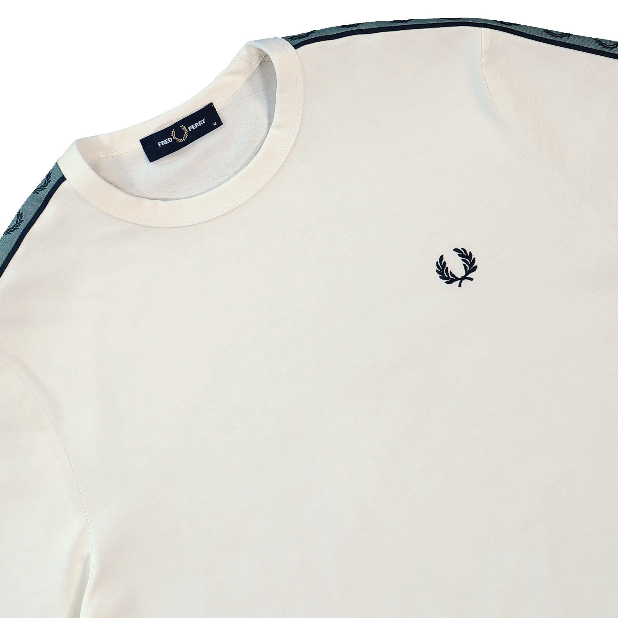 Fred Perry Contrast Tape Ringer T-Shirt Ecru / Navy T-Shirts M4613-729 Detailfoto | Overkill