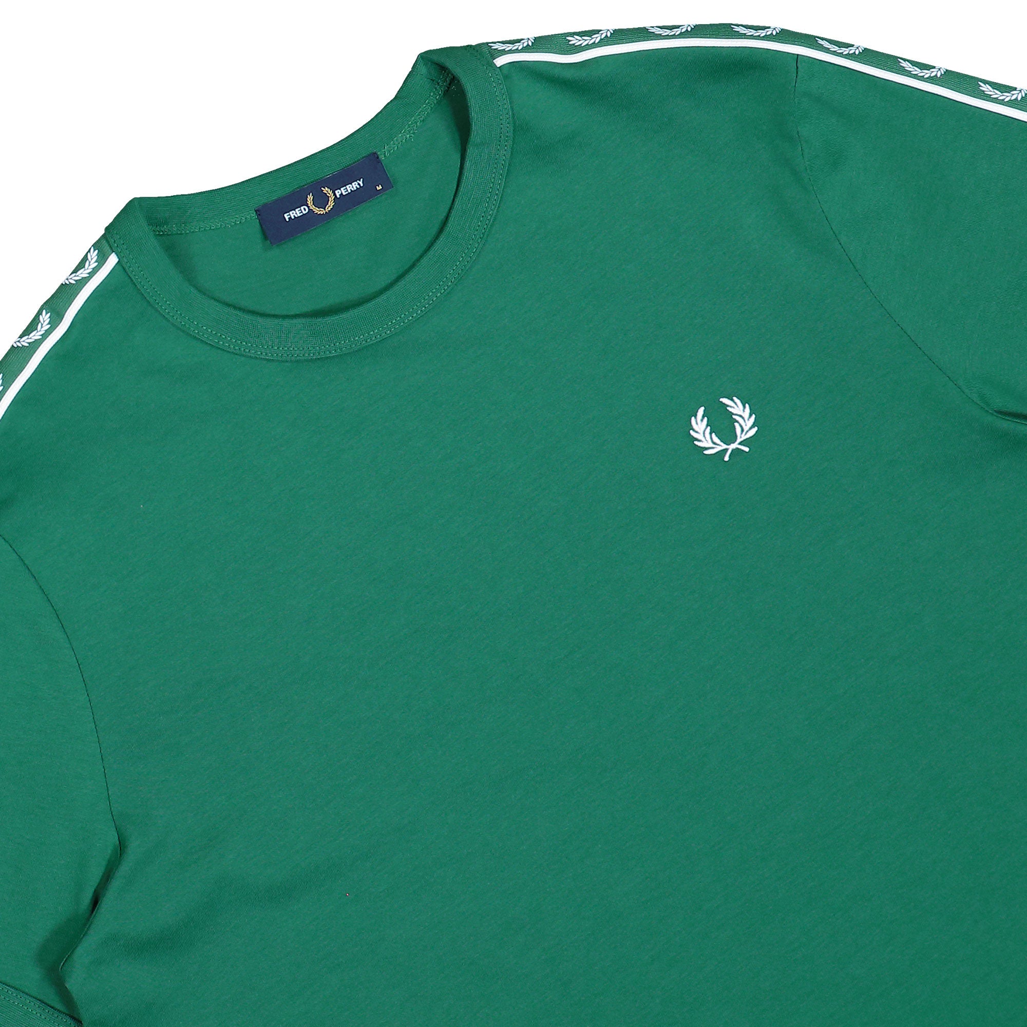 Fred Perry Contrast Tape Ringer T-Shirt Sport Green T-Shirts M4613-Z18 Detailfoto | Overkill