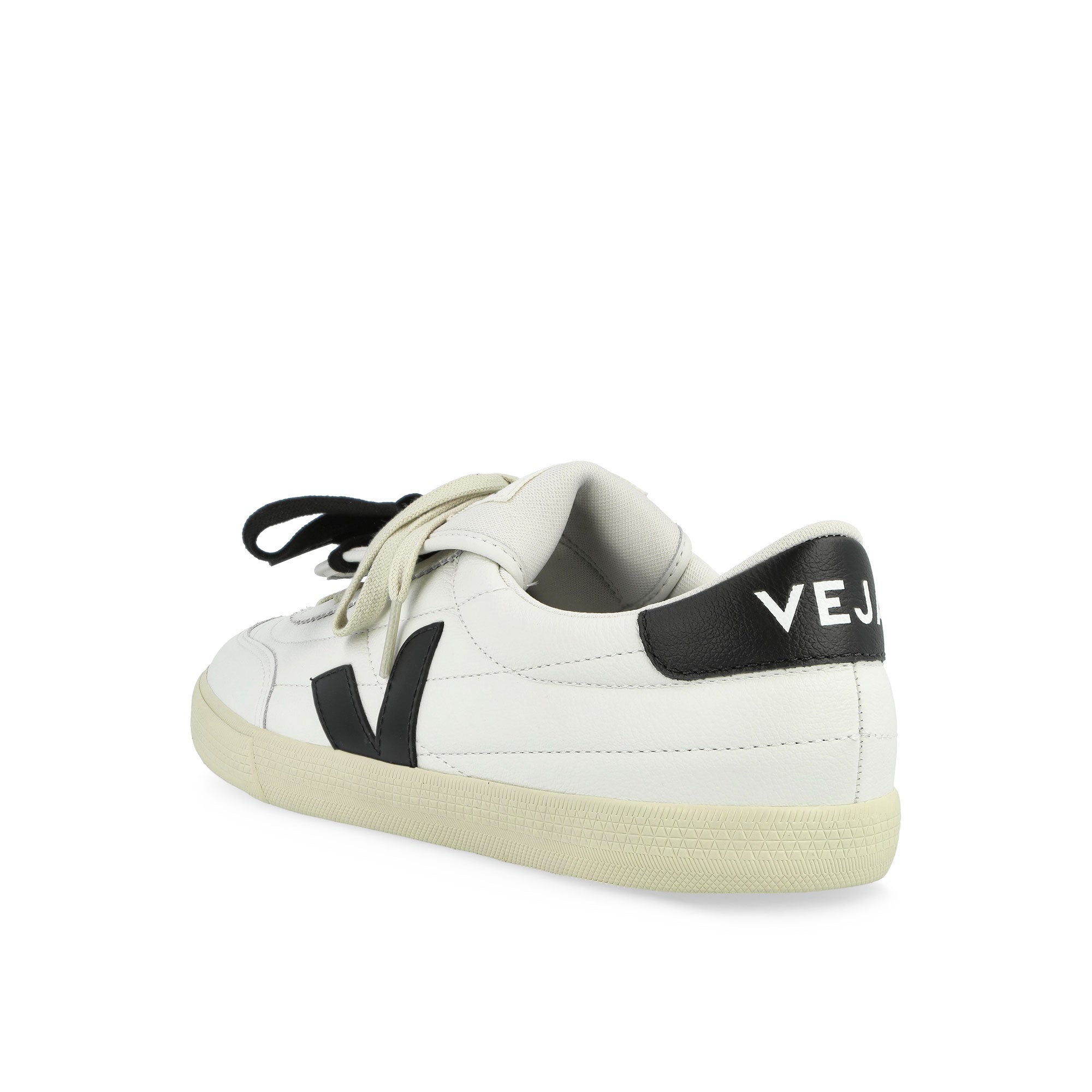 Veja Panenka Leather White Low Top Sneakers MG0221673B Material | Overkill