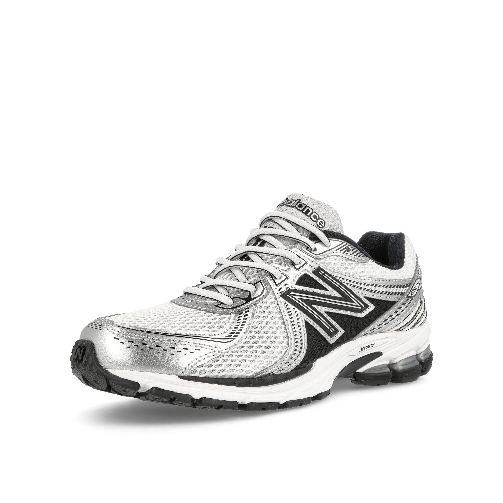 New Balance ML860XD Grey / Silver / White Low Top Sneakers Close Up | Overkill