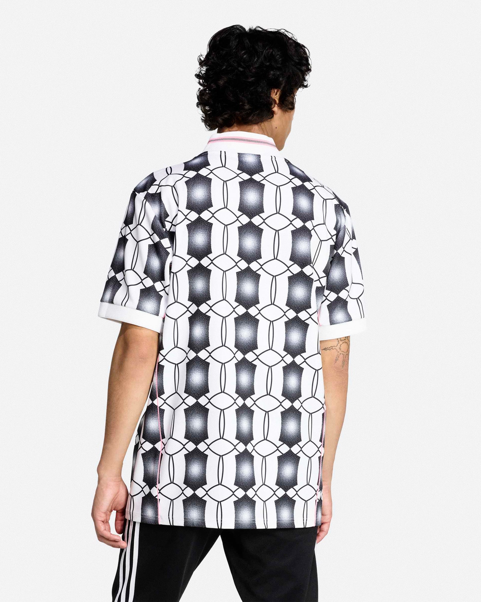 adidas Juventus LF Jersey White / Black T-Shirts JM9447 Style Inspiration | Overkill