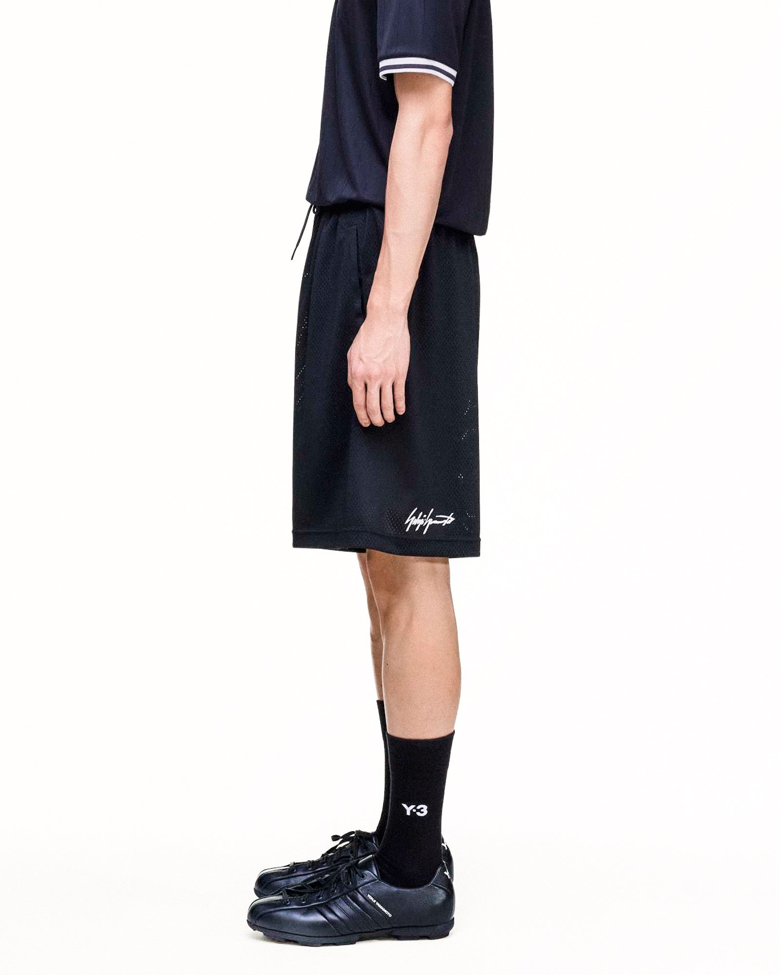 Y-3 US Mesh Shorts Black Shorts KF1083 Style Inspiration | Overkill