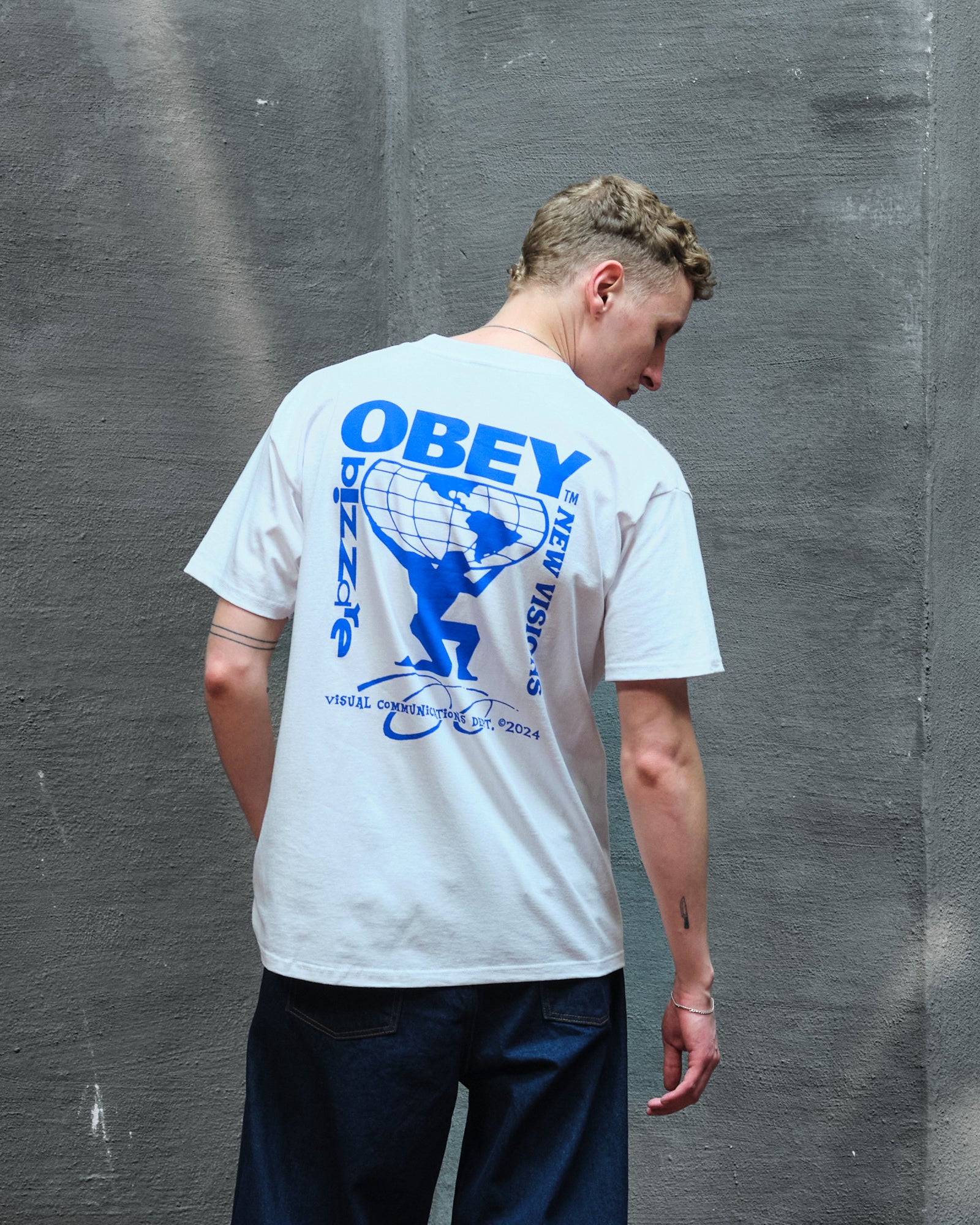 Obey Bizzare New Visions T-Shirt White T-Shirts Close-up | Overkill