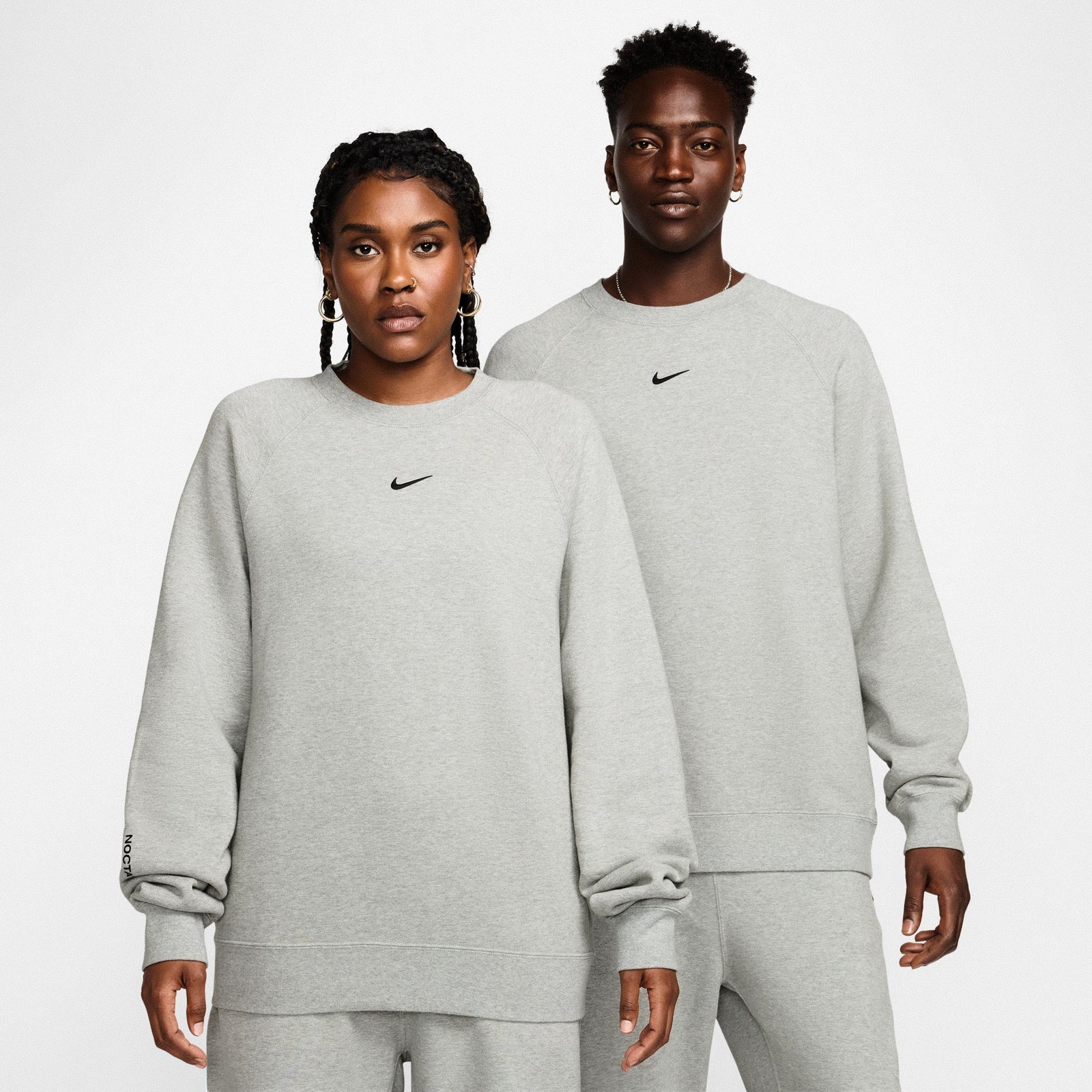 Nike NRG CS Fleece Crew Dark Grey Heather / Black Sweatshirts Close-up | Overkill