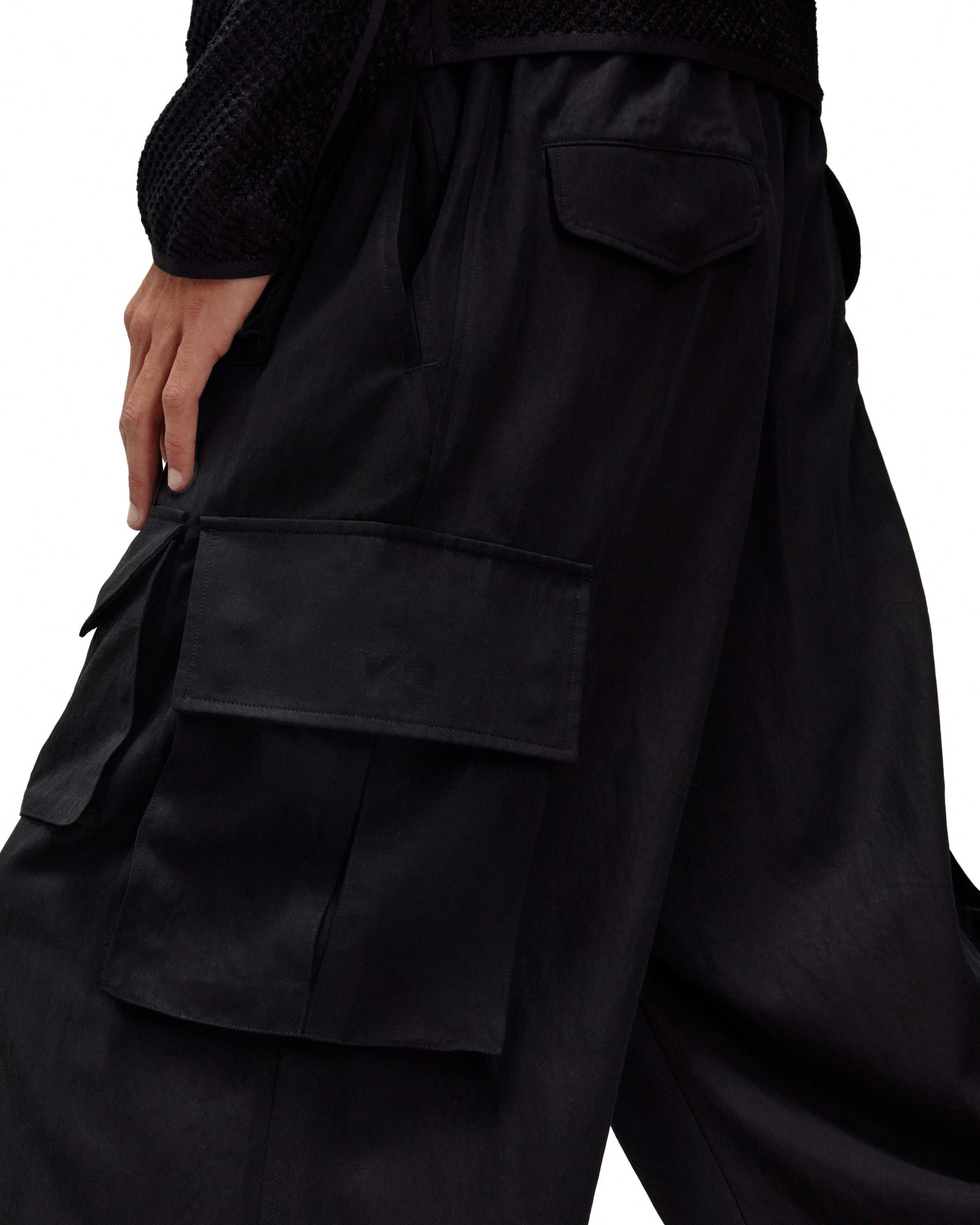 Y-3 Refined Wool Cargo Pants Black Casual Pants IW7453 Model Detail 1 | Overkill