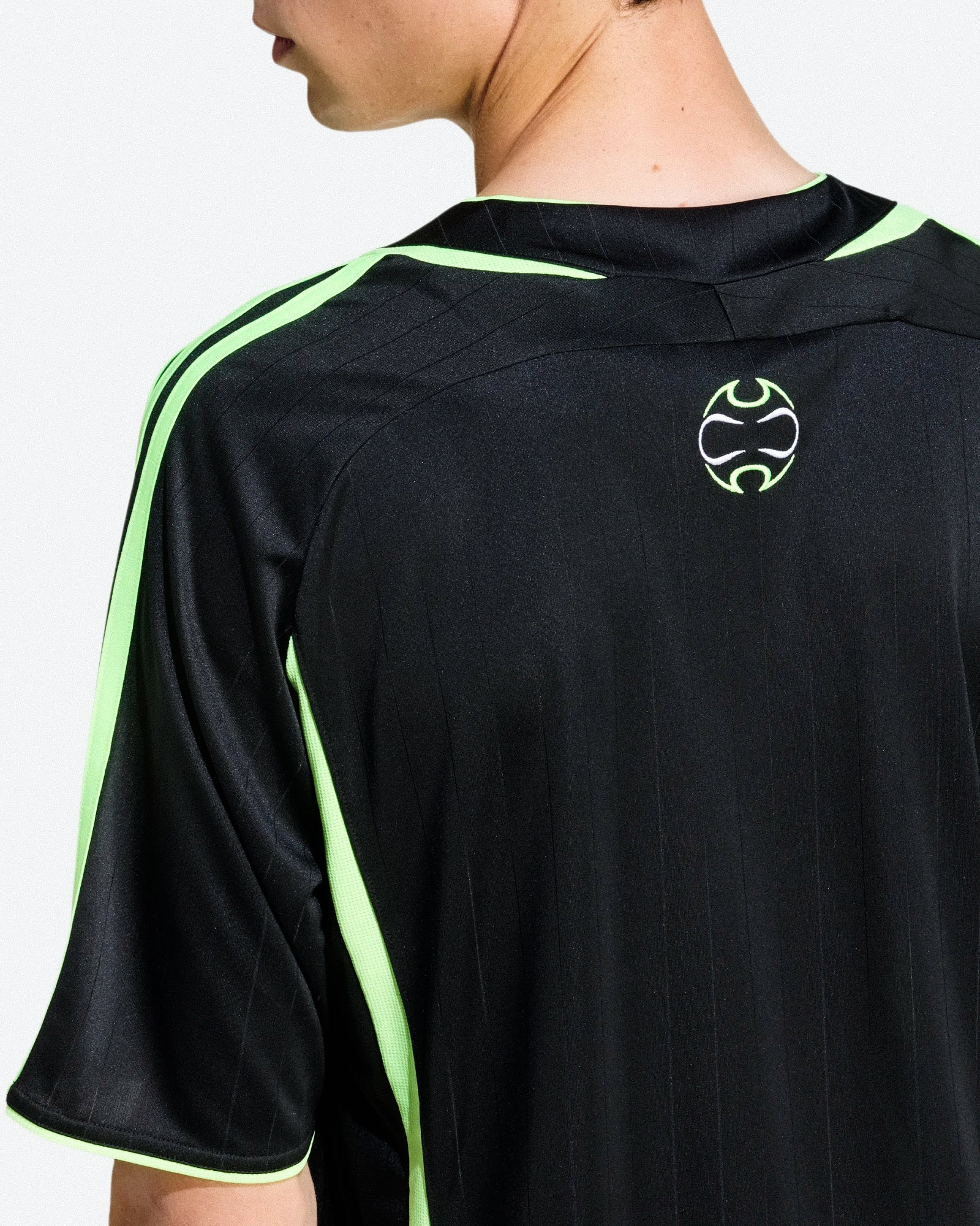 adidas Teamgeist Tee Black / Signal Green T-Shirts JW5872 Style Inspiration | Overkill