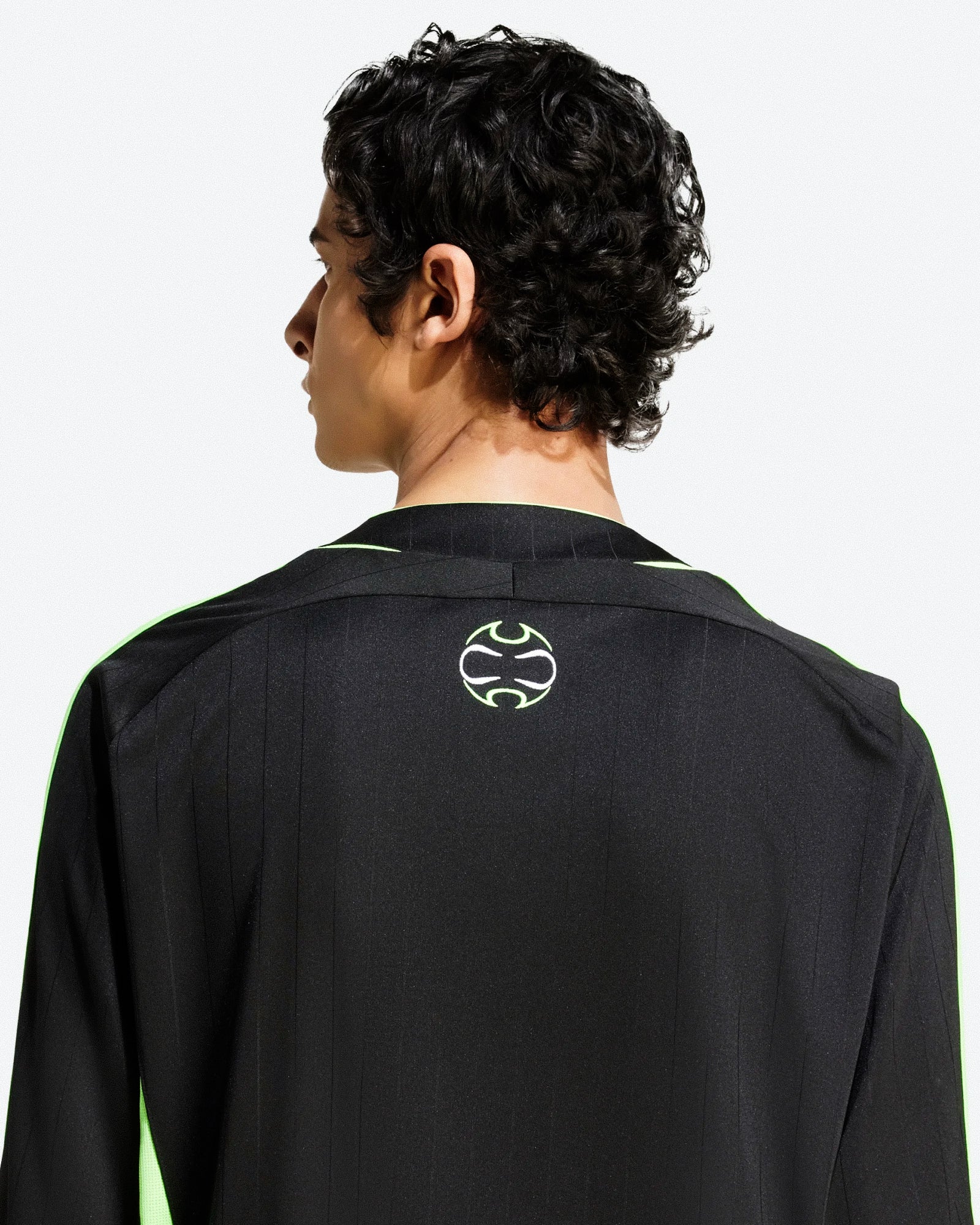 adidas Teamgeist Longsleeve Black / Signal Green Longsleeves JW5908 Style Inspiration | Overkill