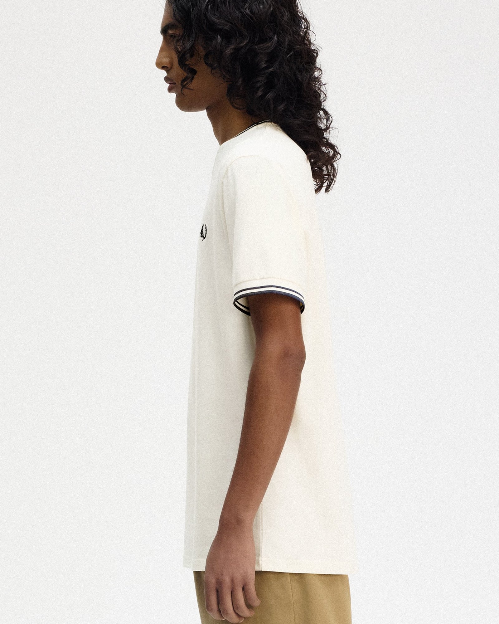 Fred Perry Twin Tipped T-Shirt Ecru / Tennis Blue T-Shirts Detail view 1 | Overkill
